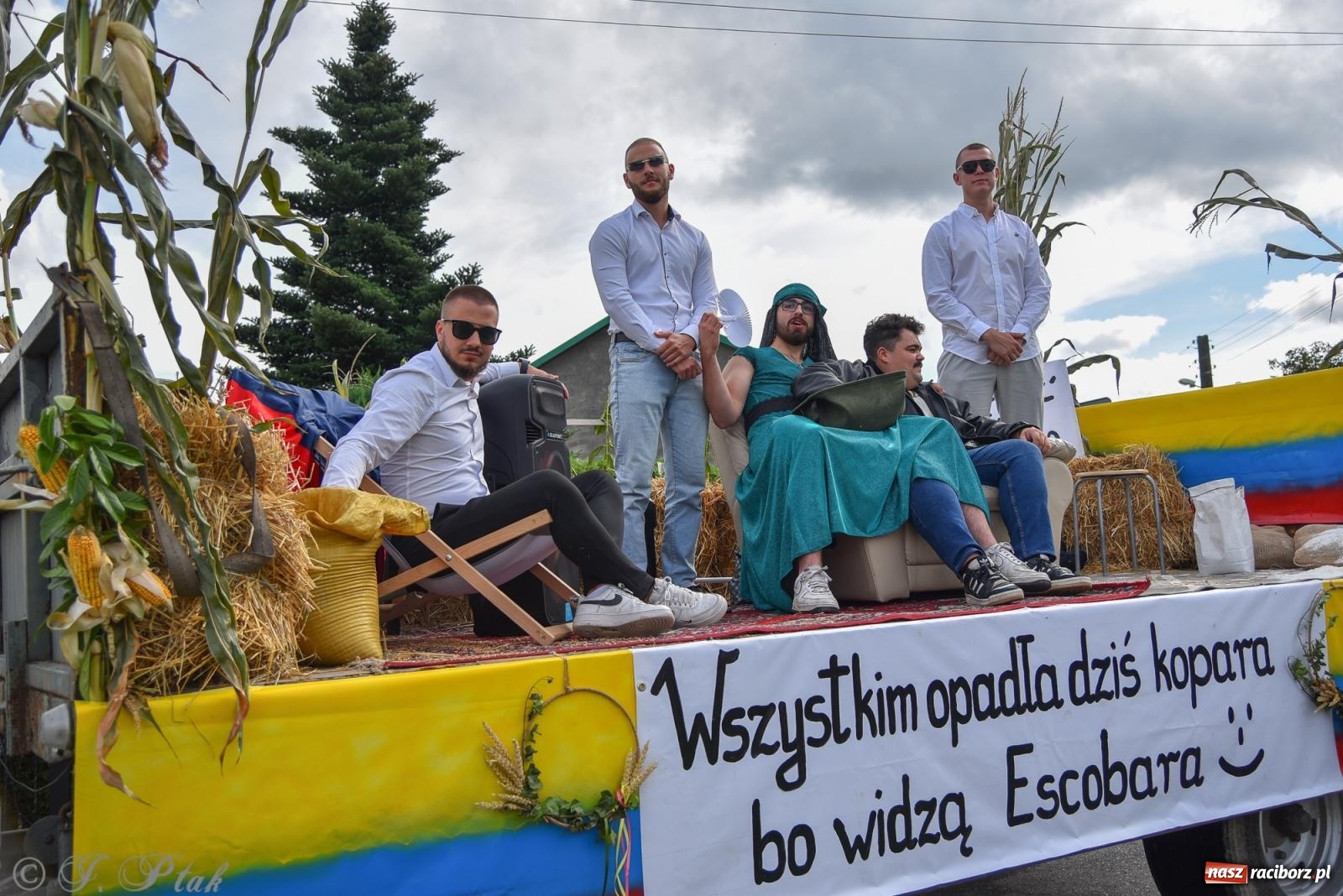 Zdjęcie w galerii na portalu naszraciborz.pl: Dożynkowy korowód wrócił do Zabełkowa [FOTO i WIDEO] wiadomości z regionu