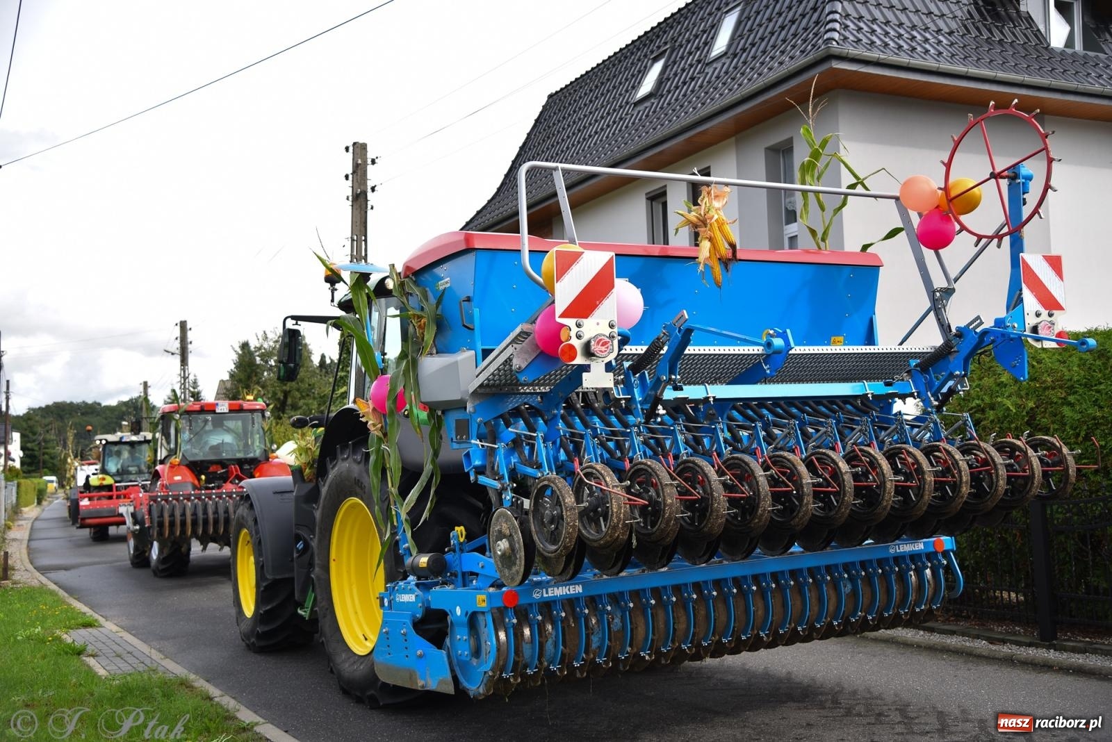 Zdjęcie w galerii na portalu naszraciborz.pl: Dożynkowy korowód wrócił do Zabełkowa [FOTO i WIDEO] wiadomości z regionu