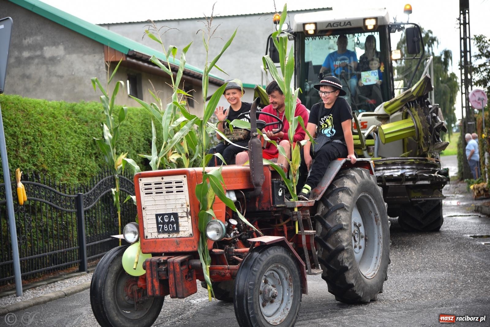 Zdjęcie w galerii na portalu naszraciborz.pl: Dożynkowy korowód wrócił do Zabełkowa [FOTO i WIDEO] wiadomości z regionu