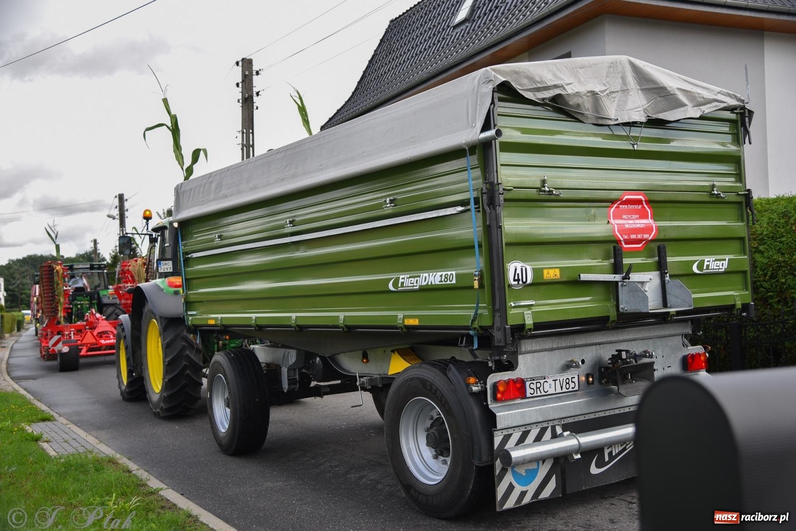 Zdjęcie w galerii na portalu naszraciborz.pl: Dożynkowy korowód wrócił do Zabełkowa [FOTO i WIDEO] wiadomości z regionu