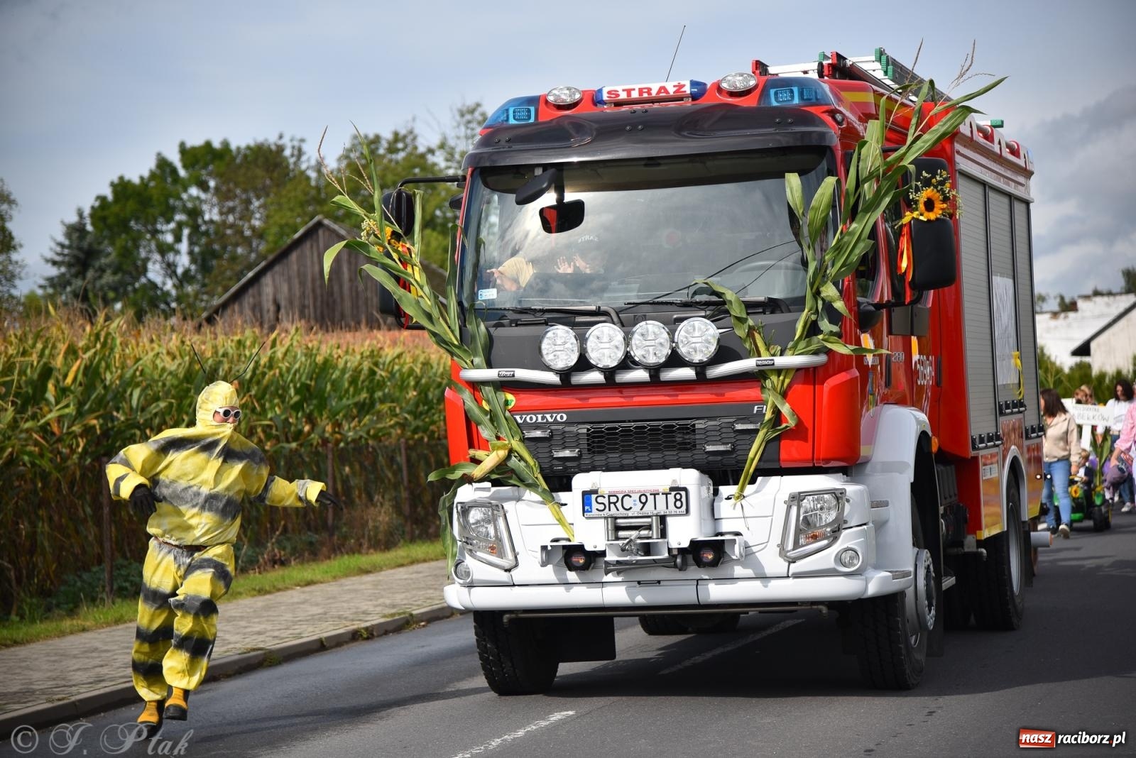 Zdjęcie w galerii na portalu naszraciborz.pl: Dożynkowy korowód wrócił do Zabełkowa [FOTO i WIDEO] wiadomości z regionu