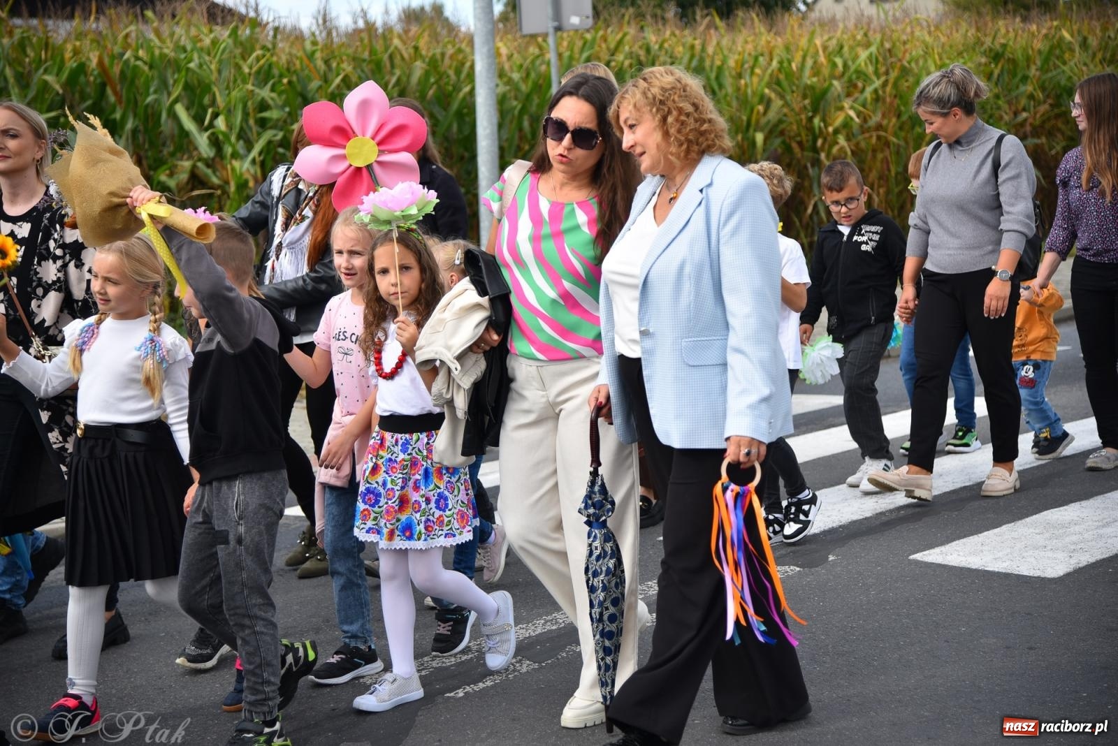 Zdjęcie w galerii na portalu naszraciborz.pl: Dożynkowy korowód wrócił do Zabełkowa [FOTO i WIDEO] wiadomości z regionu