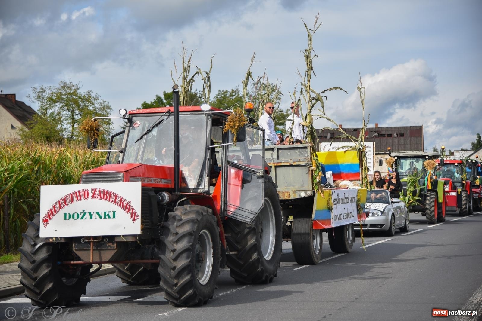 Zdjęcie w galerii na portalu naszraciborz.pl: Dożynkowy korowód wrócił do Zabełkowa [FOTO i WIDEO] wiadomości z regionu