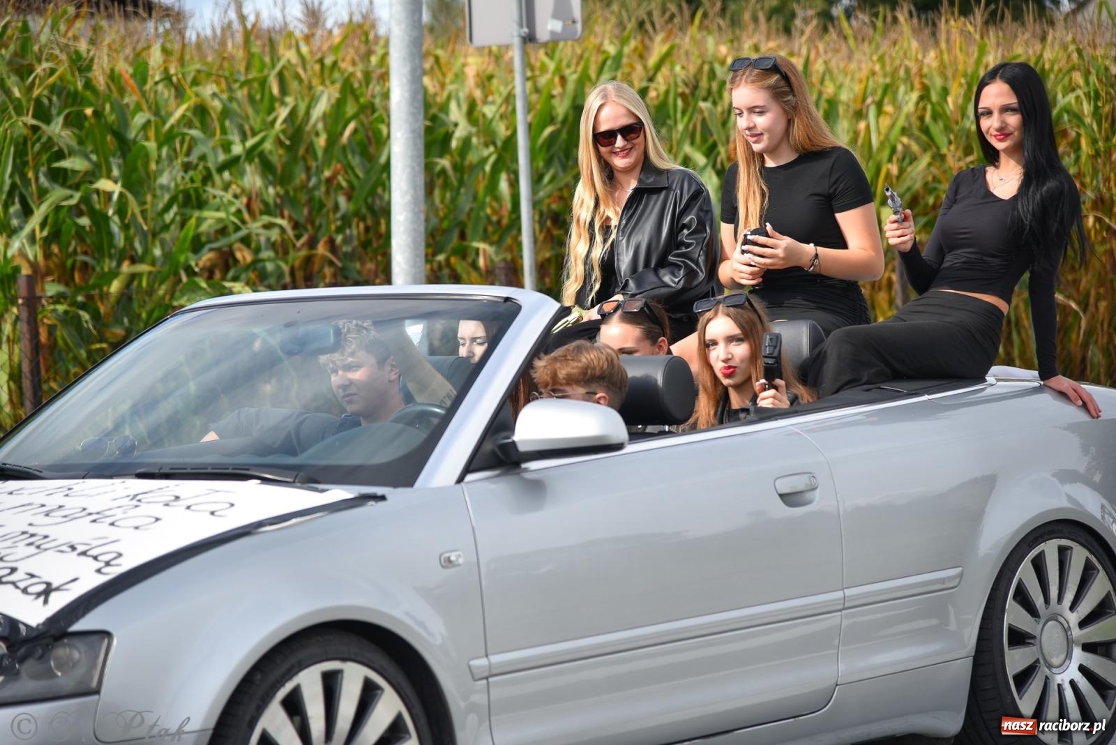 Zdjęcie w galerii na portalu naszraciborz.pl: Dożynkowy korowód wrócił do Zabełkowa [FOTO i WIDEO] wiadomości z regionu