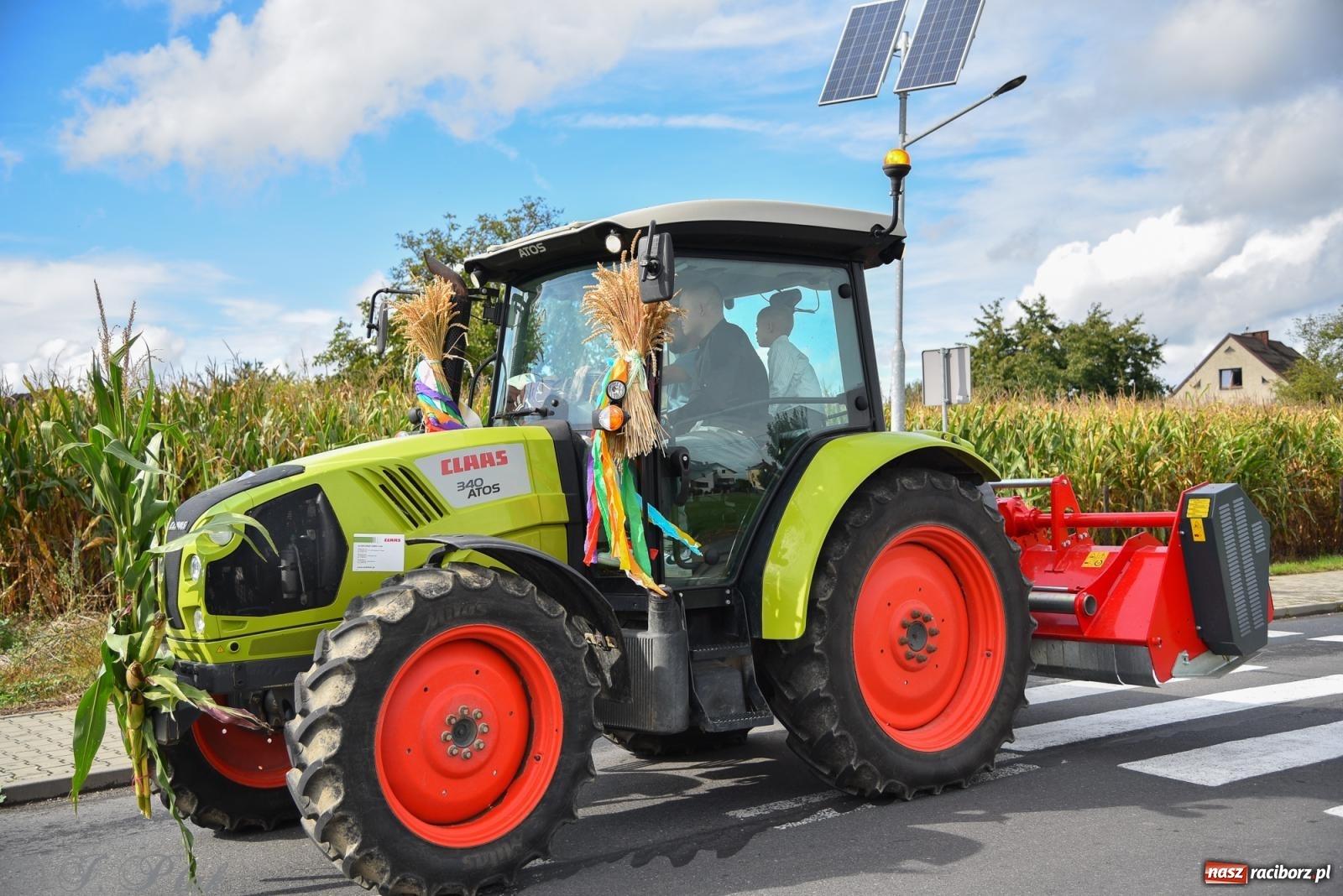 Zdjęcie w galerii na portalu naszraciborz.pl: Dożynkowy korowód wrócił do Zabełkowa [FOTO i WIDEO] wiadomości z regionu