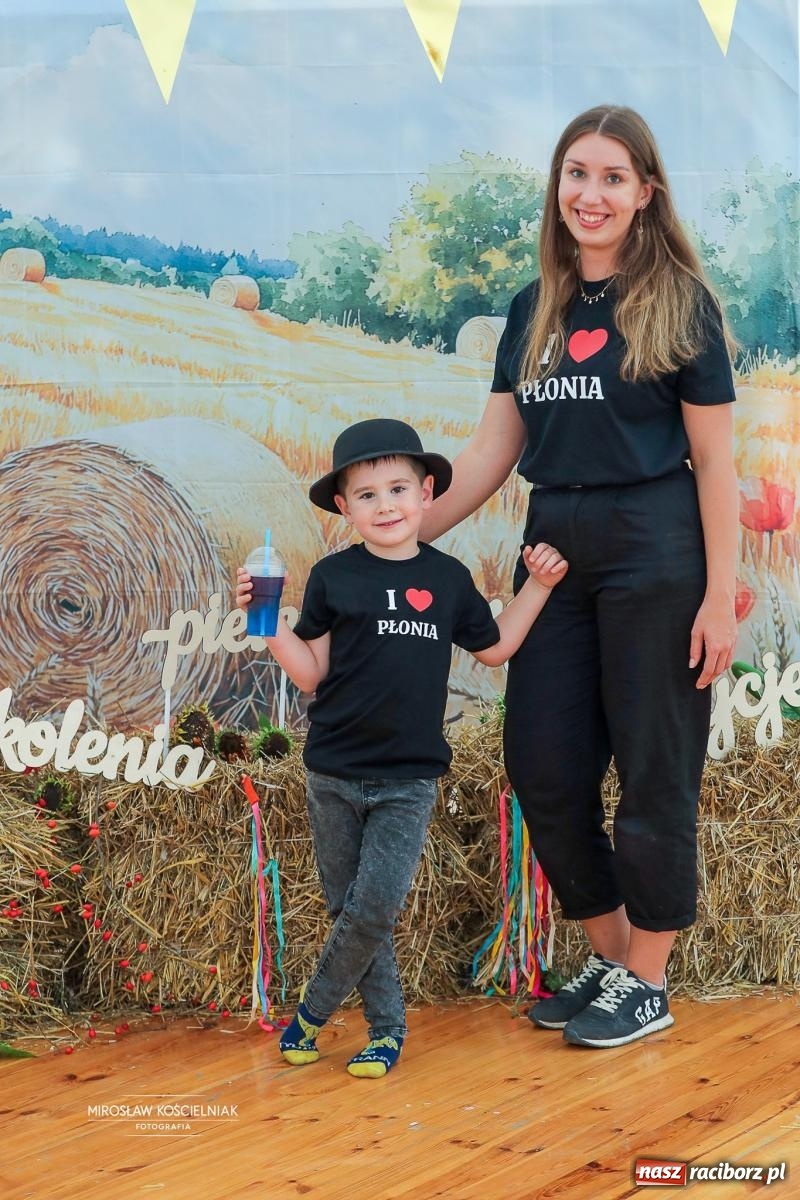 Zdjęcie w galerii na portalu naszraciborz.pl: Płonia świętuje razem – piknik Łączymy pokolenia, pielęgnujemy tradycje wiadomości z regionu