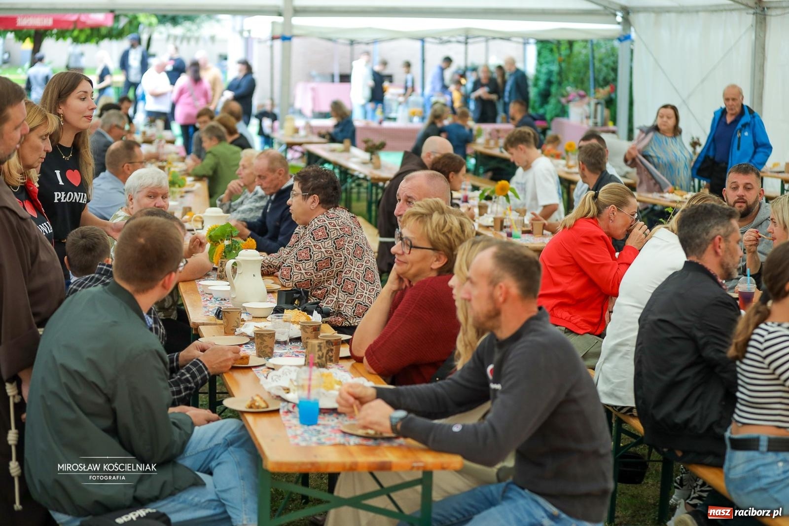 Zdjęcie w galerii na portalu naszraciborz.pl: Płonia świętuje razem – piknik Łączymy pokolenia, pielęgnujemy tradycje wiadomości z regionu