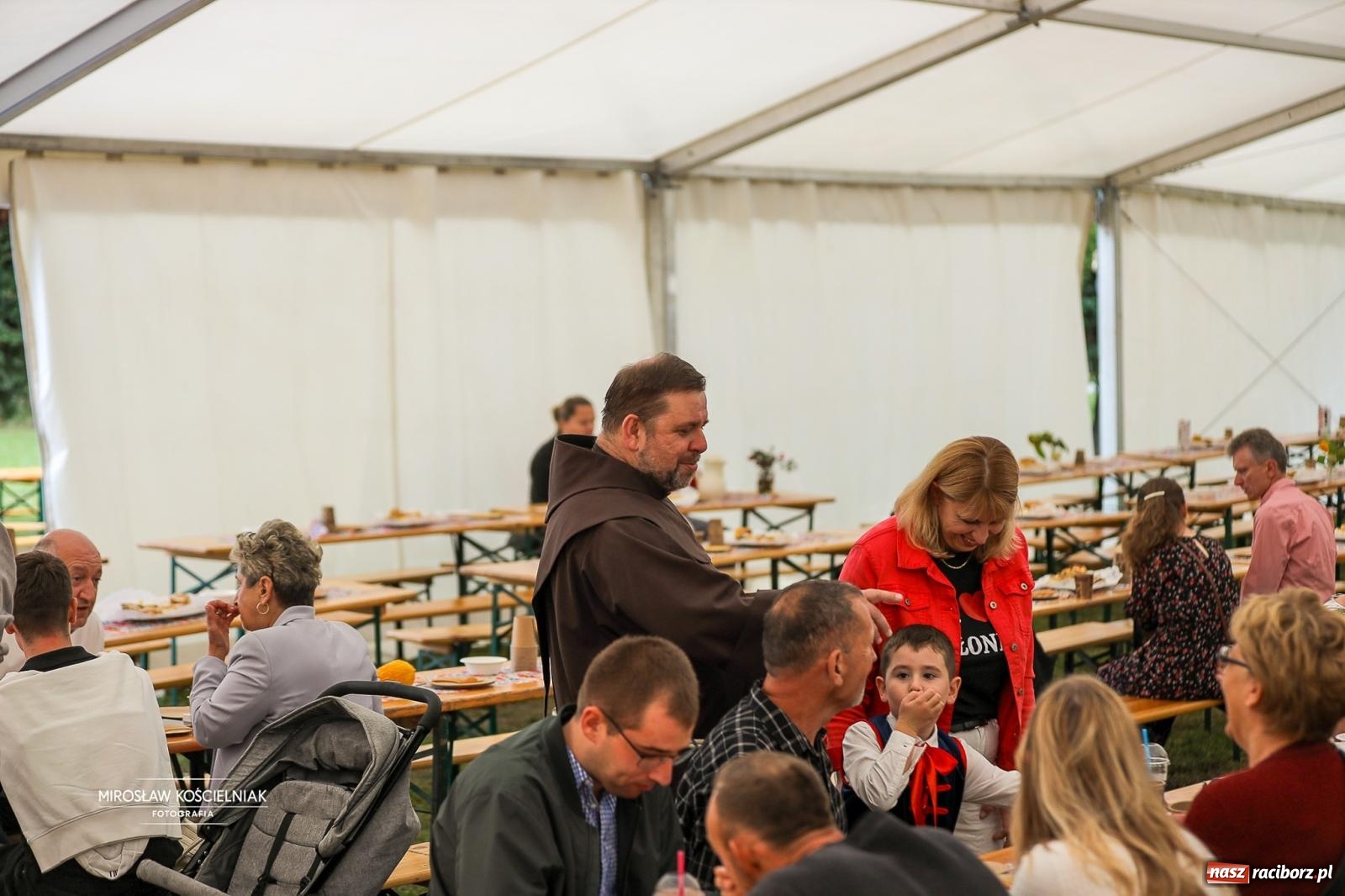 Zdjęcie w galerii na portalu naszraciborz.pl: Płonia świętuje razem – piknik Łączymy pokolenia, pielęgnujemy tradycje wiadomości z regionu