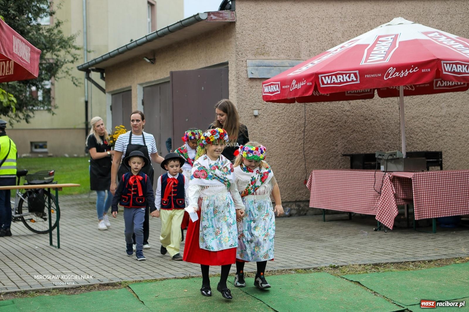 Zdjęcie w galerii na portalu naszraciborz.pl: Płonia świętuje razem – piknik Łączymy pokolenia, pielęgnujemy tradycje wiadomości z regionu