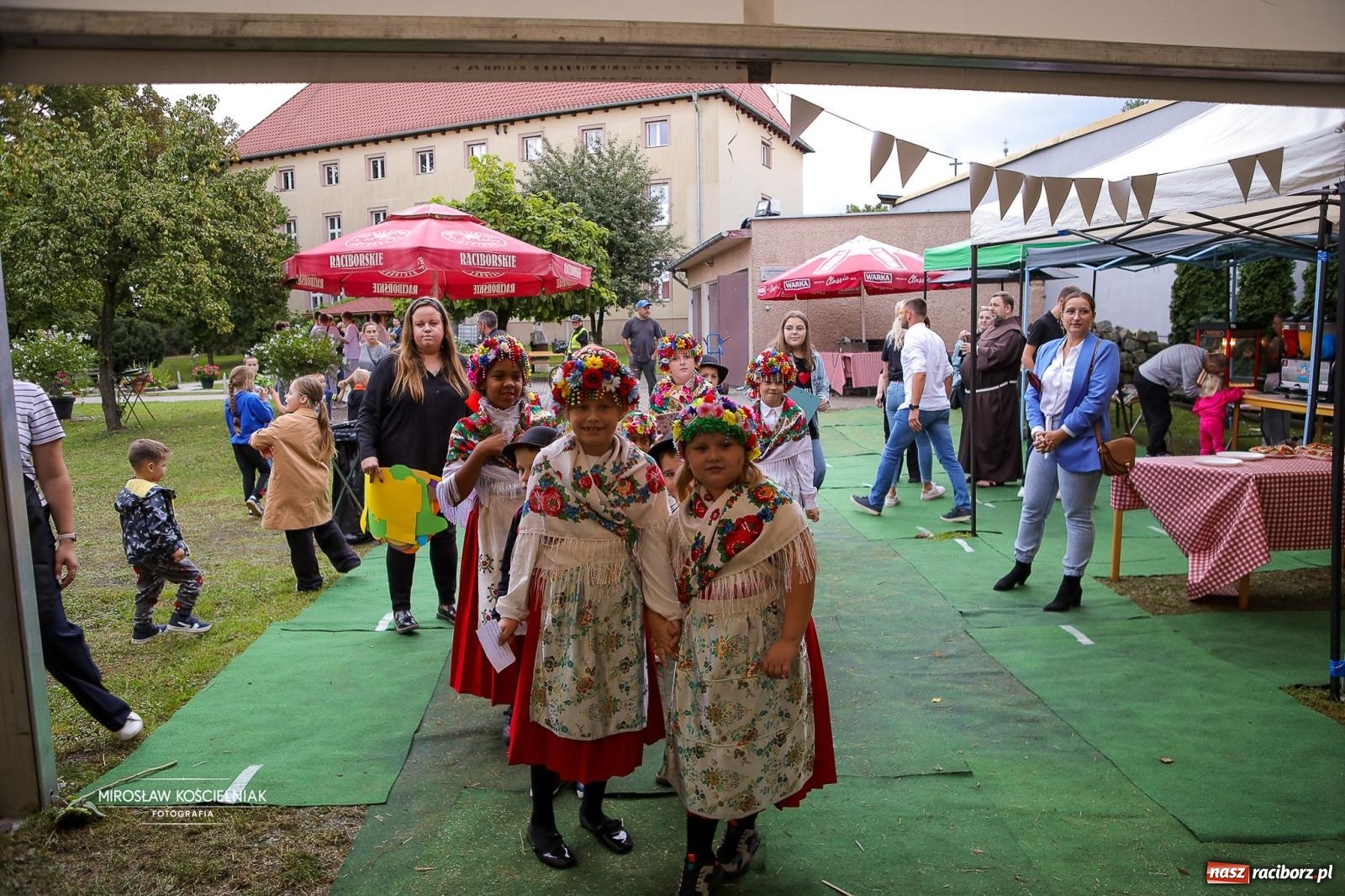 Zdjęcie w galerii na portalu naszraciborz.pl: Płonia świętuje razem – piknik Łączymy pokolenia, pielęgnujemy tradycje wiadomości z regionu