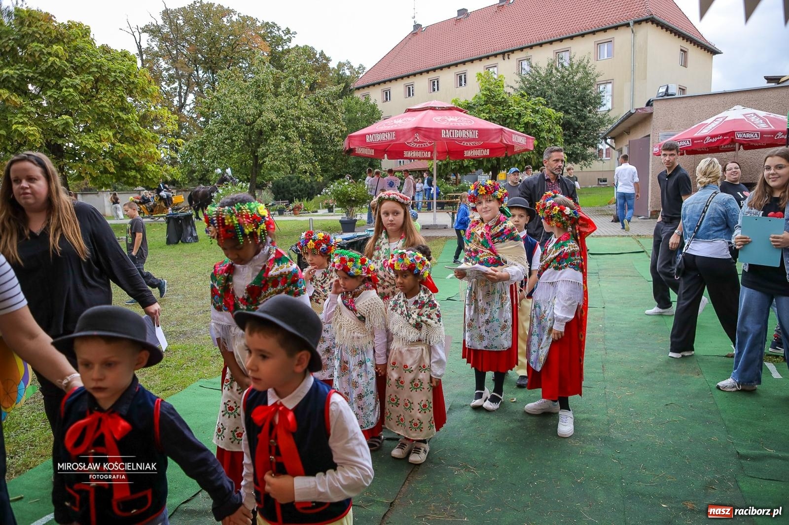 Zdjęcie w galerii na portalu naszraciborz.pl: Płonia świętuje razem – piknik Łączymy pokolenia, pielęgnujemy tradycje wiadomości z regionu