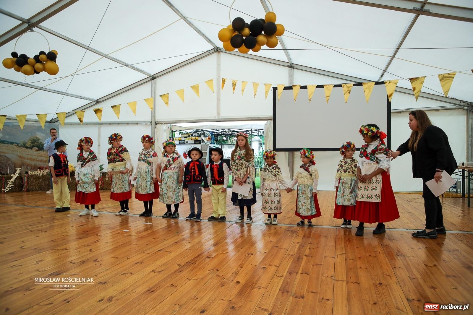 Zdjęcie w galerii na portalu naszraciborz.pl: Płonia świętuje razem – piknik Łączymy pokolenia, pielęgnujemy tradycje wiadomości z regionu