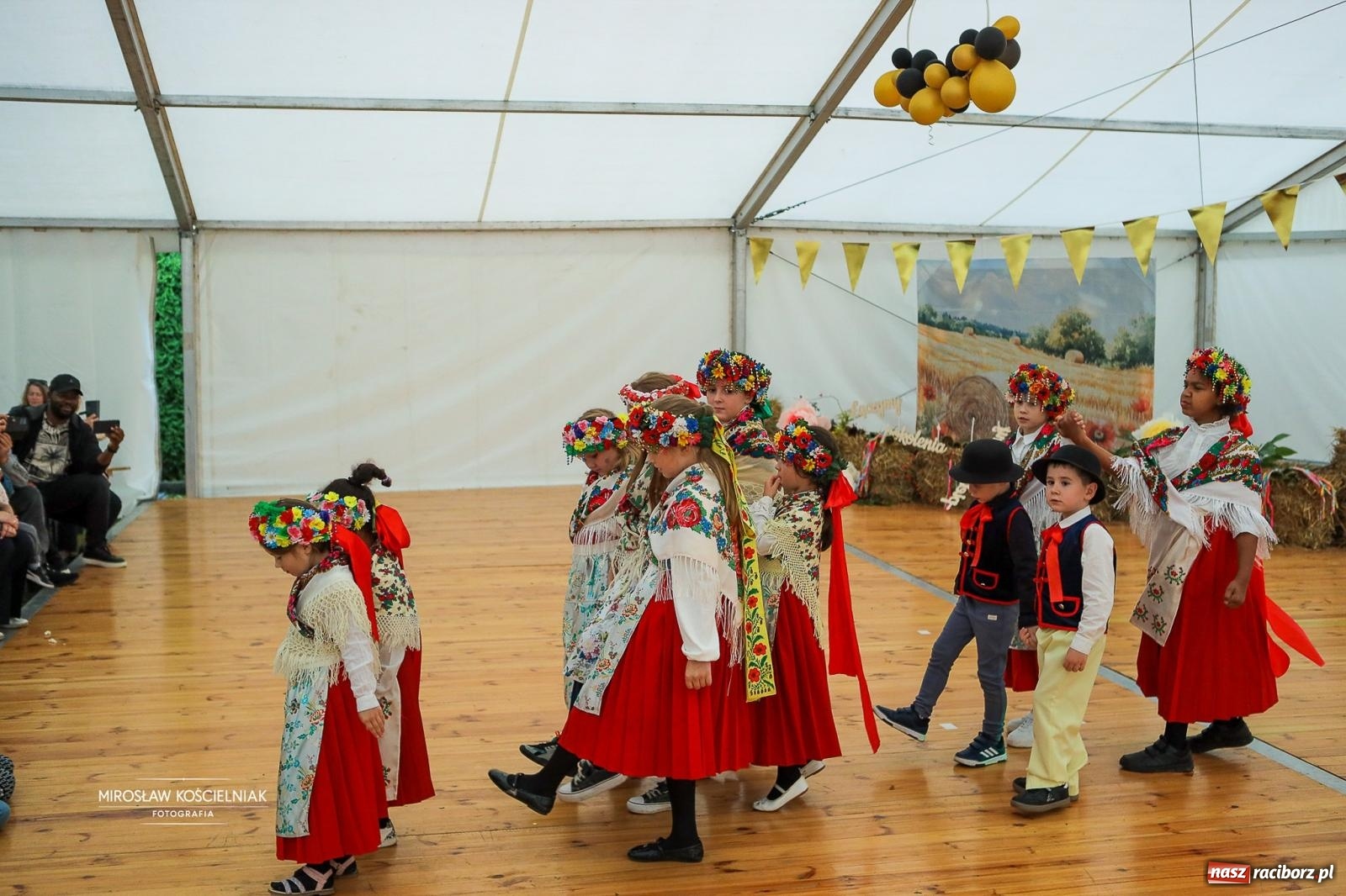 Zdjęcie w galerii na portalu naszraciborz.pl: Płonia świętuje razem – piknik Łączymy pokolenia, pielęgnujemy tradycje wiadomości z regionu
