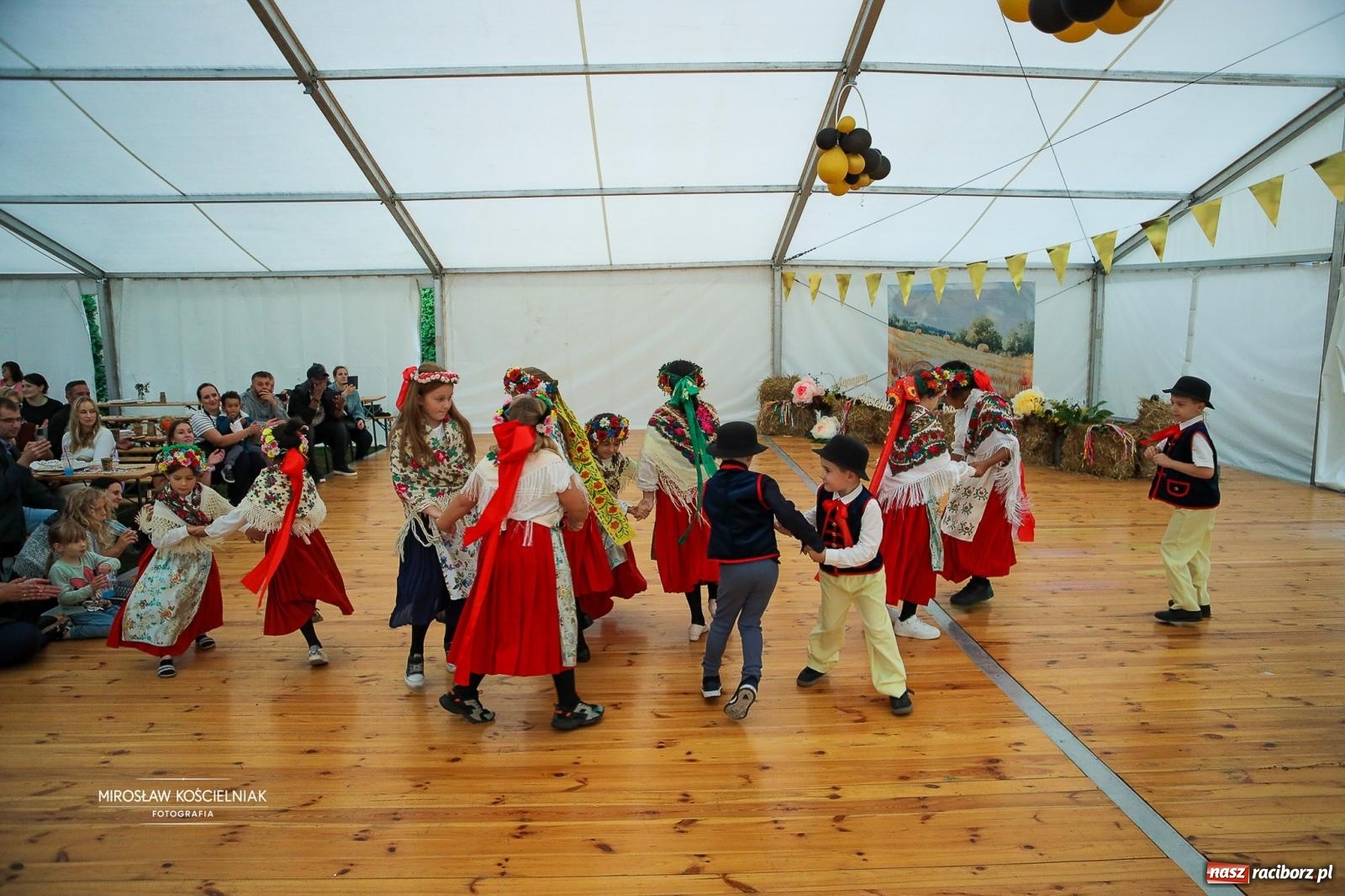 Zdjęcie w galerii na portalu naszraciborz.pl: Płonia świętuje razem – piknik Łączymy pokolenia, pielęgnujemy tradycje wiadomości z regionu
