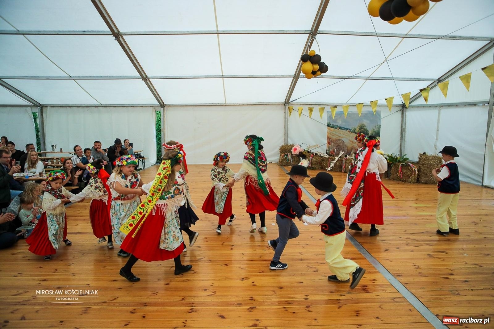 Zdjęcie w galerii na portalu naszraciborz.pl: Płonia świętuje razem – piknik Łączymy pokolenia, pielęgnujemy tradycje wiadomości z regionu
