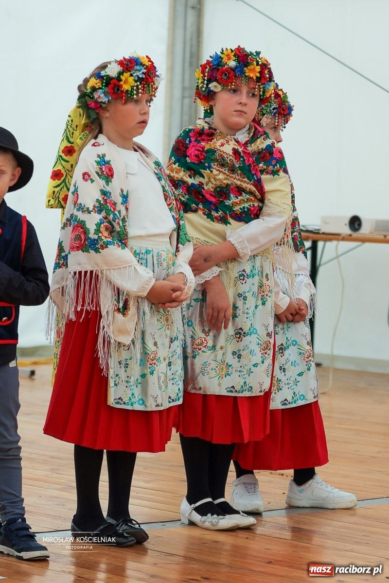 Zdjęcie w galerii na portalu naszraciborz.pl: Płonia świętuje razem – piknik Łączymy pokolenia, pielęgnujemy tradycje wiadomości z regionu