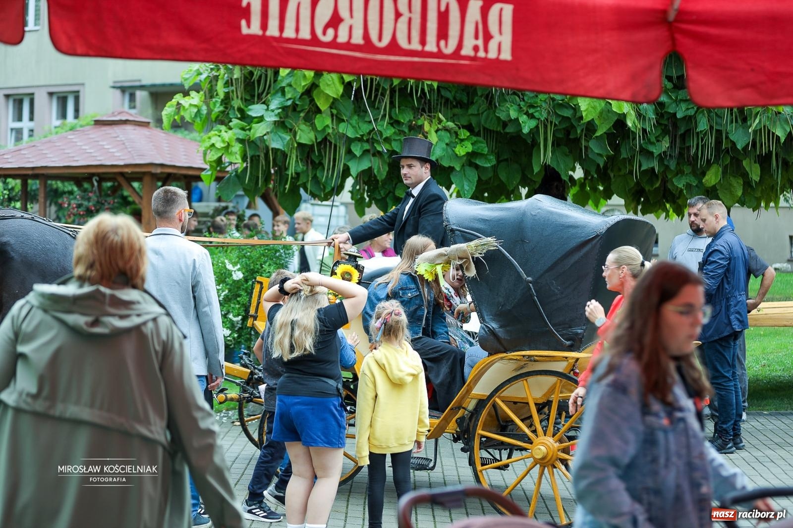 Zdjęcie w galerii na portalu naszraciborz.pl: Płonia świętuje razem – piknik Łączymy pokolenia, pielęgnujemy tradycje wiadomości z regionu