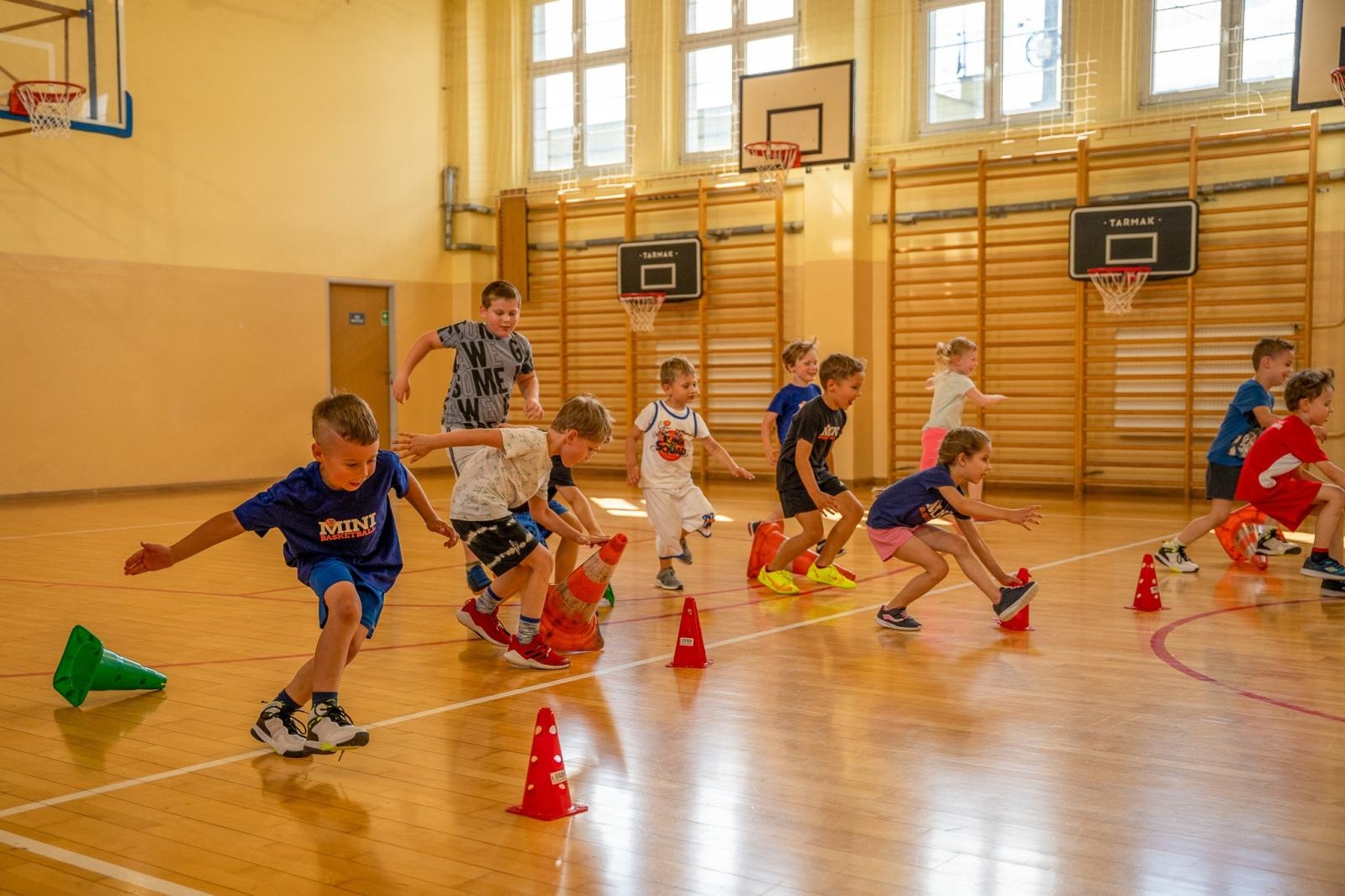 Zdjęcie w galerii na portalu naszraciborz.pl: Treningi pełne radości i energii – MiniBasketball zaprasza dzieci i młodzież! wiadomości z regionu