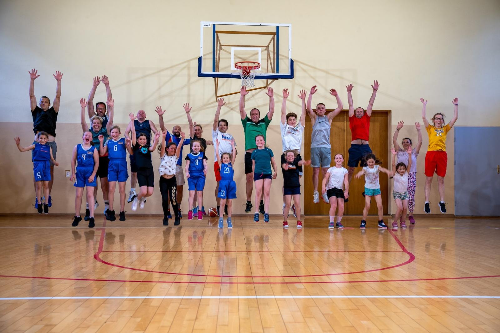 Zdjęcie w galerii na portalu naszraciborz.pl: Treningi pełne radości i energii – MiniBasketball zaprasza dzieci i młodzież! wiadomości z regionu