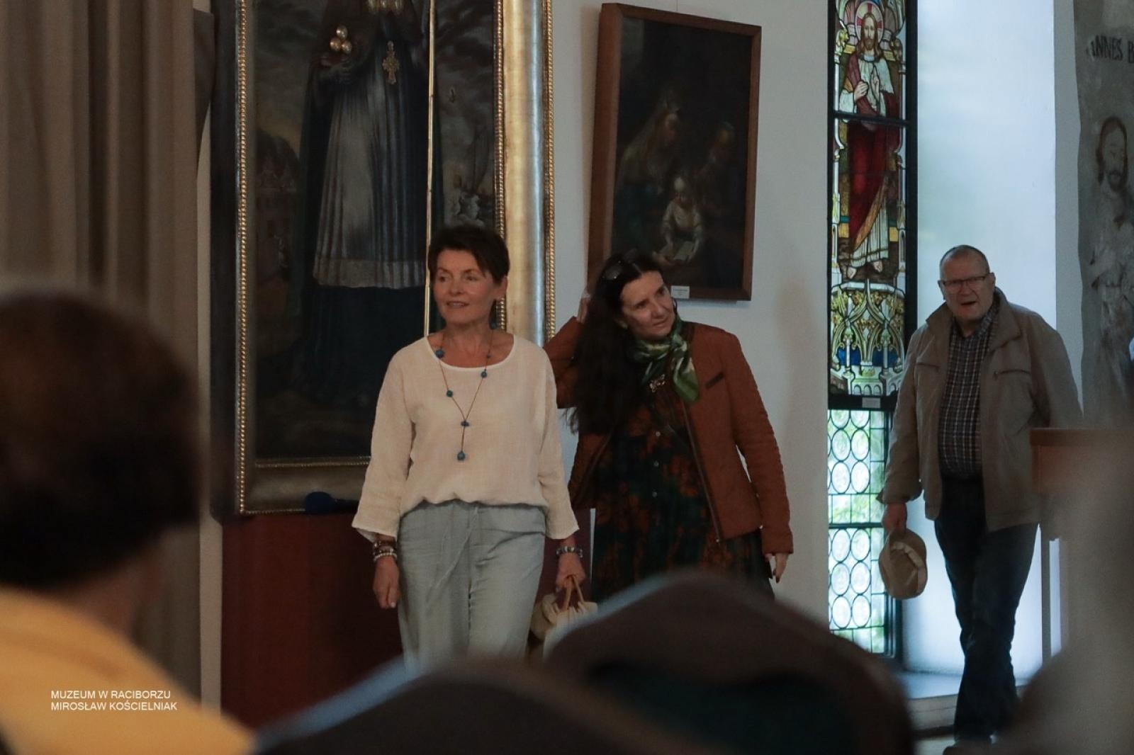 Zdjęcie w galerii na portalu naszraciborz.pl: W Muzeum w Raciborzu o pamięci i historii: szczegółowa inwentaryzacja pomników poległych wiadomości z regionu