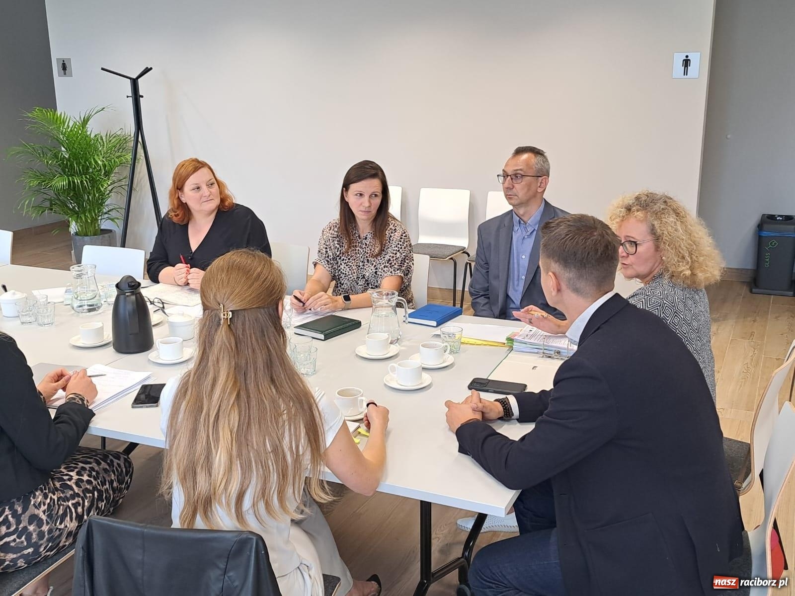 Zdjęcie w galerii na portalu naszraciborz.pl: Partnerzy gmin omówili projekt budowy Krajowej Trasy Rowerowej nr 3 – Blue Velo wiadomości z regionu