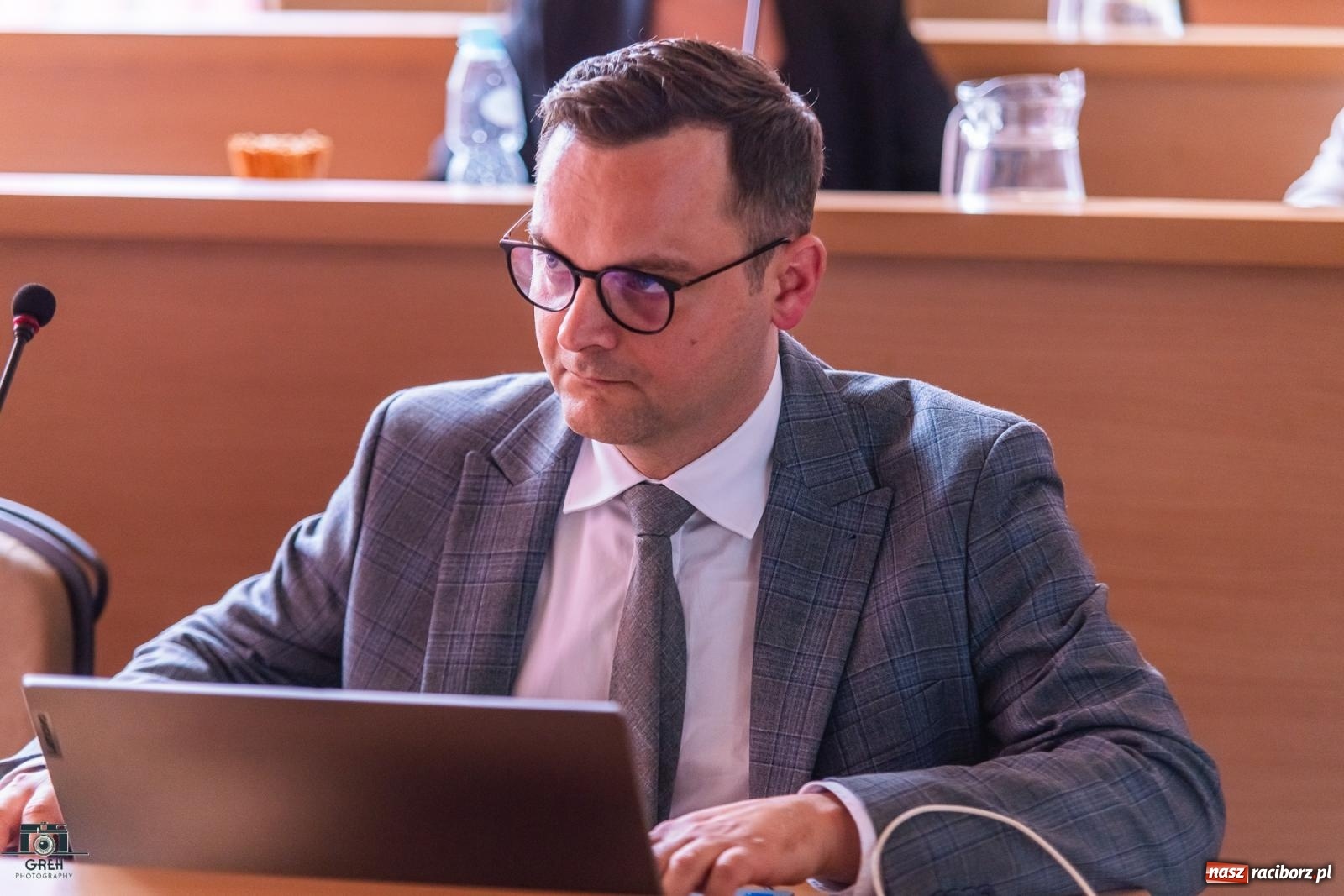 Zdjęcie w galerii na portalu naszraciborz.pl: Radni komisji oświaty wysłuchali raportu z działalności Muzeum wiadomości z regionu