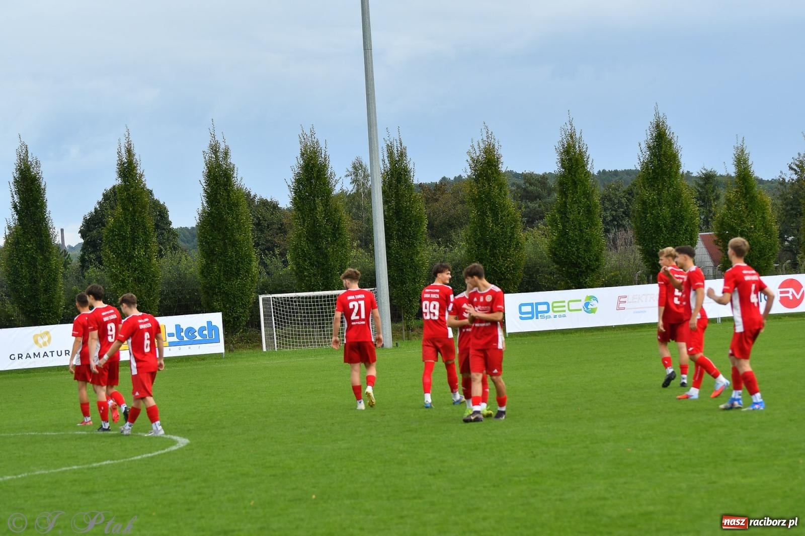 Zdjęcie w galerii na portalu naszraciborz.pl: Unia Racibórz nie obroni trofeum. Rezerwy z Turzy Śląskiej okazały się lepsze [FOTO] wiadomości z regionu