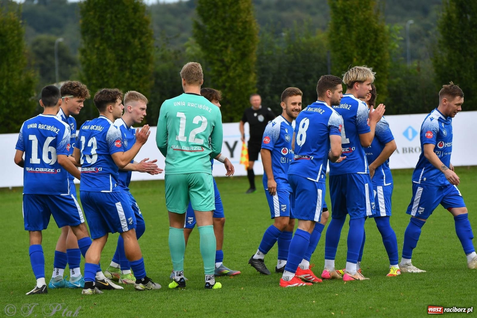 Zdjęcie w galerii na portalu naszraciborz.pl: Unia Racibórz nie obroni trofeum. Rezerwy z Turzy Śląskiej okazały się lepsze [FOTO] wiadomości z regionu