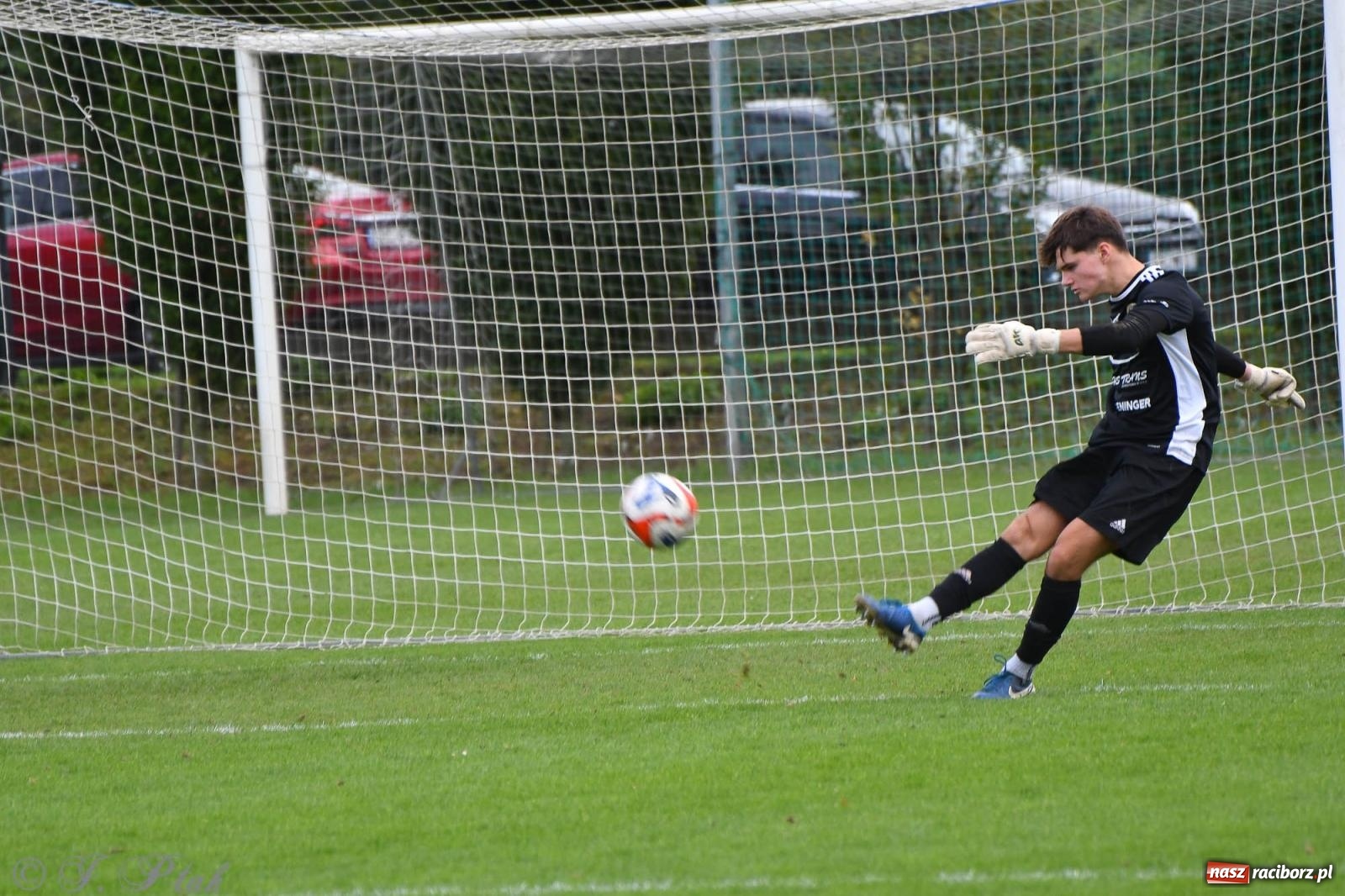 Zdjęcie w galerii na portalu naszraciborz.pl: Unia Racibórz nie obroni trofeum. Rezerwy z Turzy Śląskiej okazały się lepsze [FOTO] wiadomości z regionu