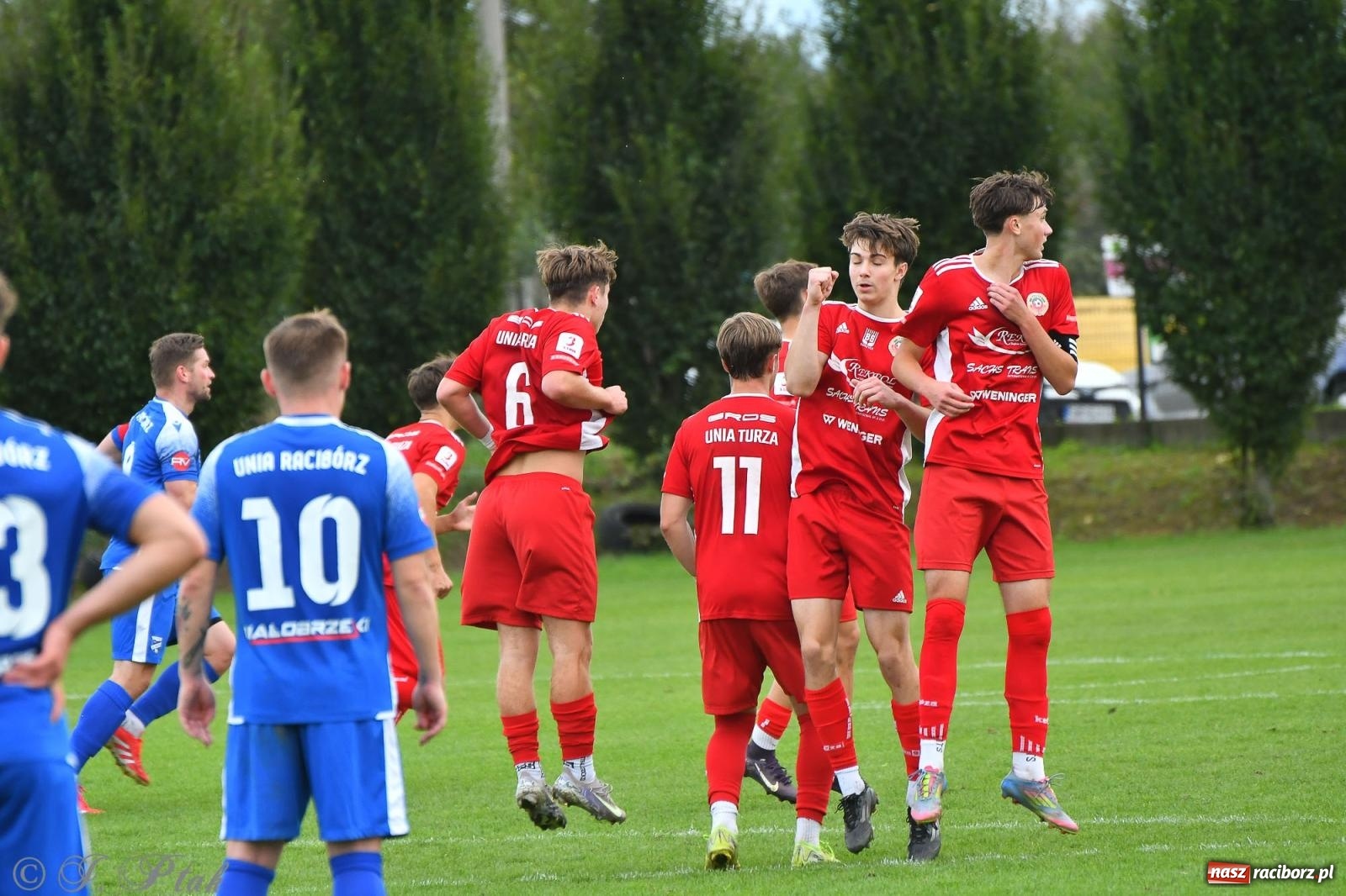Zdjęcie w galerii na portalu naszraciborz.pl: Unia Racibórz nie obroni trofeum. Rezerwy z Turzy Śląskiej okazały się lepsze [FOTO] wiadomości z regionu