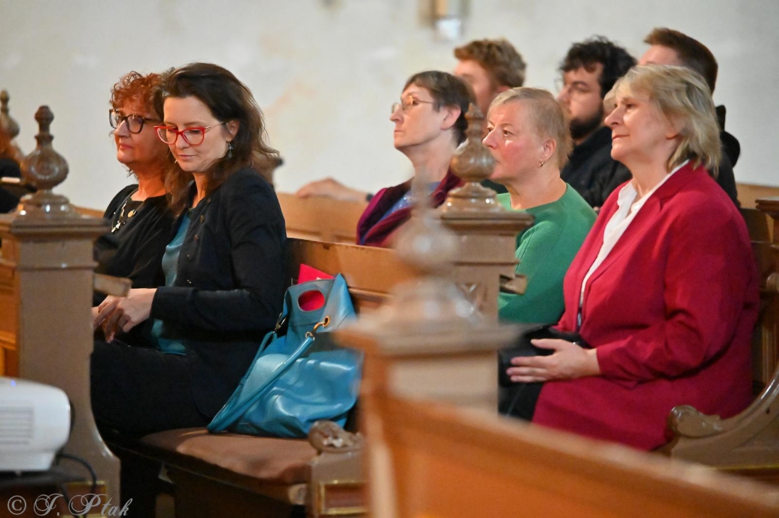 Zdjęcie w galerii na portalu naszraciborz.pl: Wielki duet w raciborskiej farze – Perucki i Długosz w blasku muzyki wiadomości z regionu