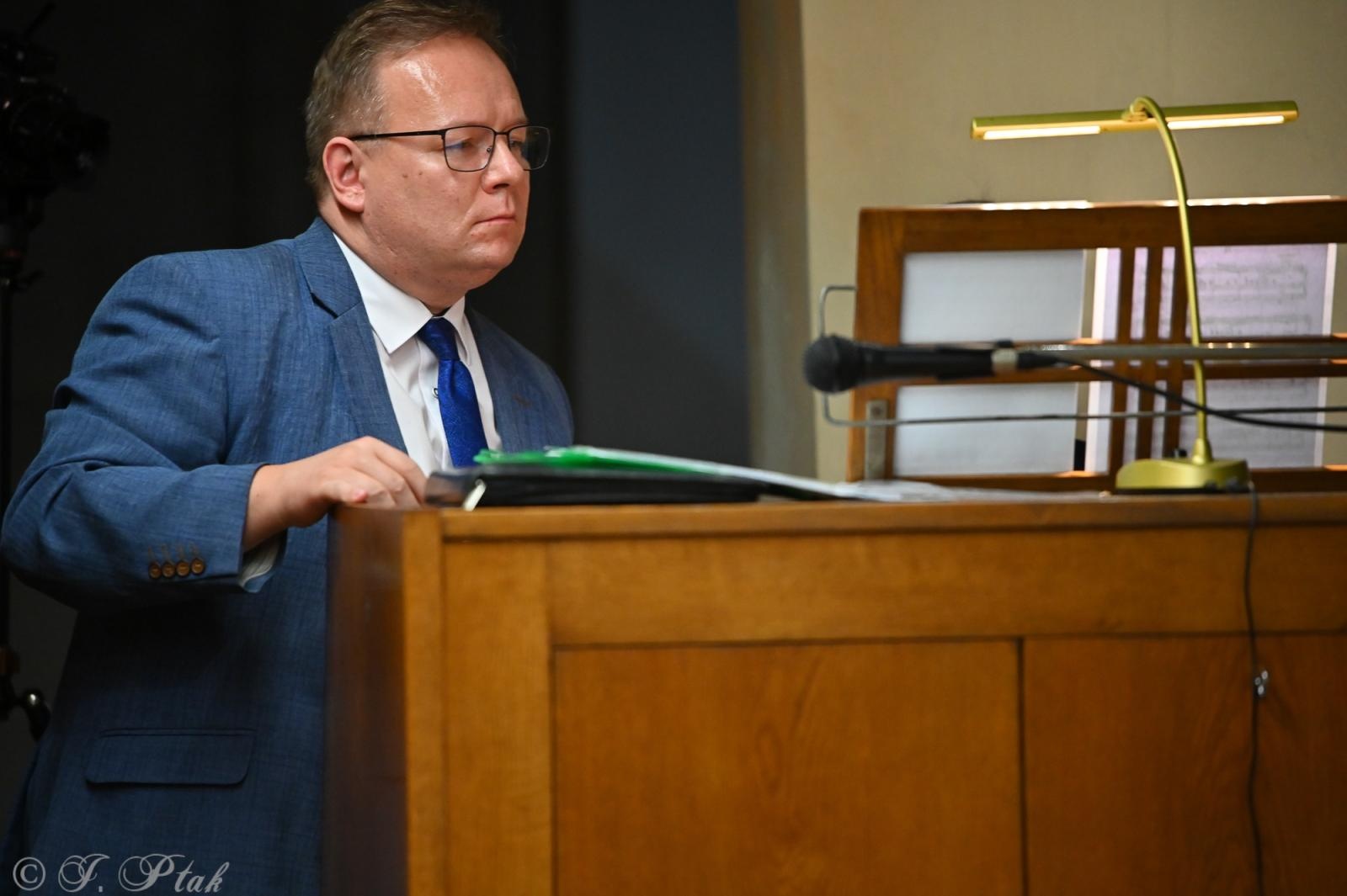 Zdjęcie w galerii na portalu naszraciborz.pl: Wielki duet w raciborskiej farze – Perucki i Długosz w blasku muzyki wiadomości z regionu