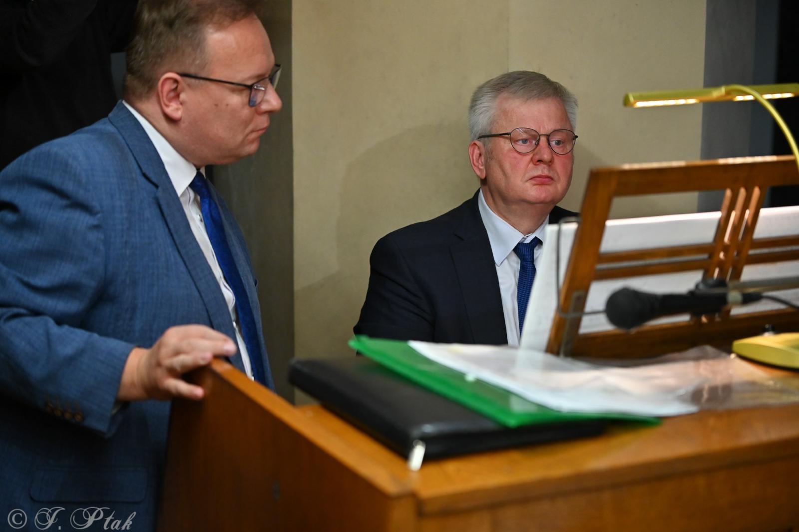 Zdjęcie w galerii na portalu naszraciborz.pl: Wielki duet w raciborskiej farze – Perucki i Długosz w blasku muzyki wiadomości z regionu