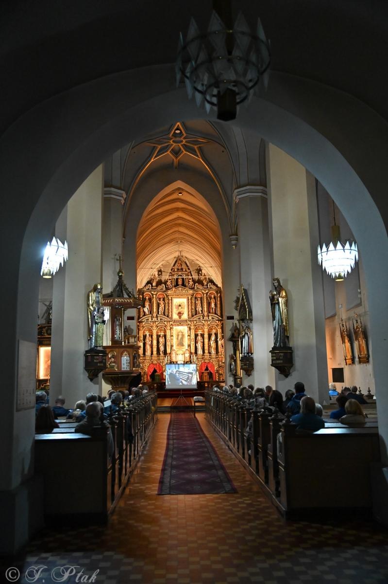 Zdjęcie w galerii na portalu naszraciborz.pl: Wielki duet w raciborskiej farze – Perucki i Długosz w blasku muzyki wiadomości z regionu