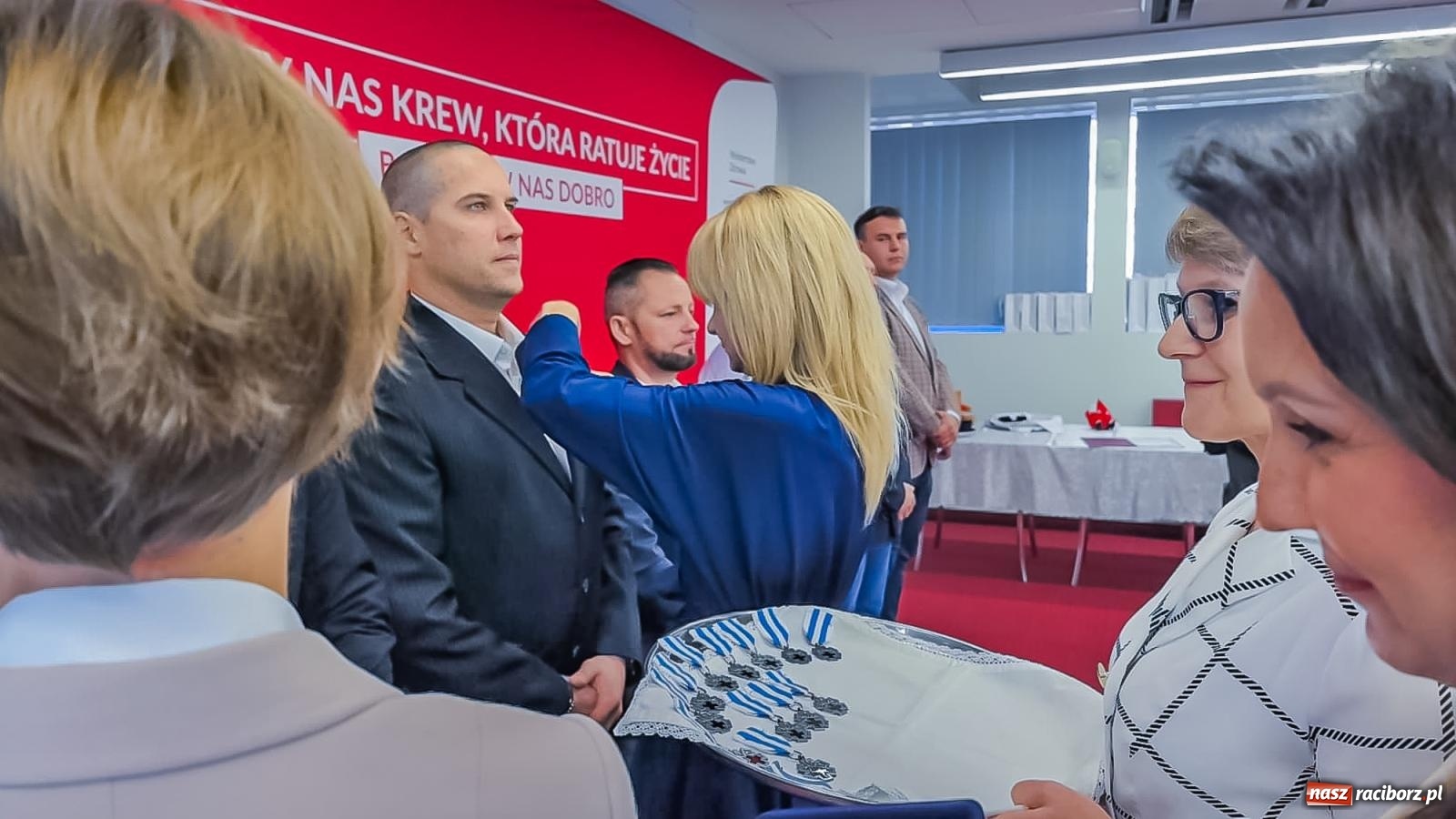 Zdjęcie w galerii na portalu naszraciborz.pl: Wielki szacunek. Dawcy krwi uhonorowani w Raciborzu [FOTO i WIDEO] wiadomości z regionu