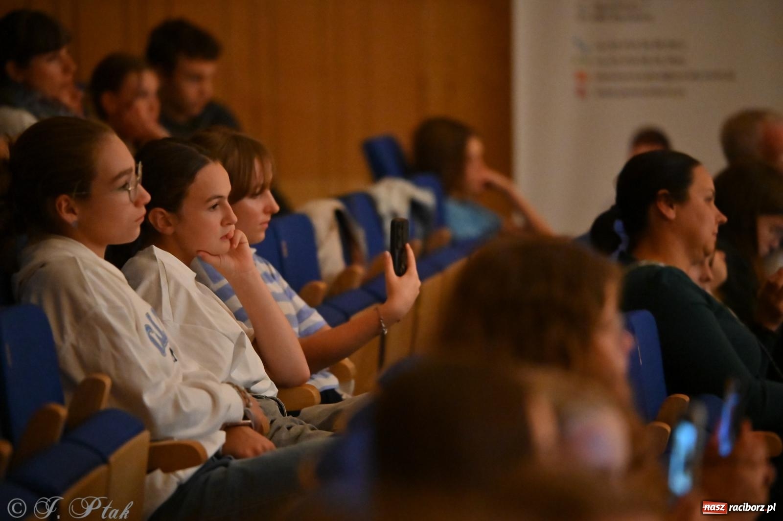 Zdjęcie w galerii na portalu naszraciborz.pl: Lily Phee zagrała w Raciborzu w ramach Międzynarodowego Festiwalu Pianistycznego wiadomości z regionu