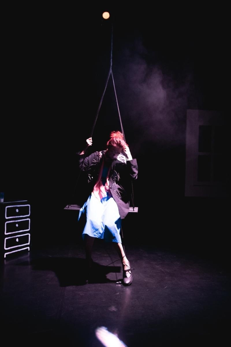 Zdjęcie w galerii na portalu naszraciborz.pl: Monodram Niecierpki w RCK DK Strzecha wiadomości z regionu