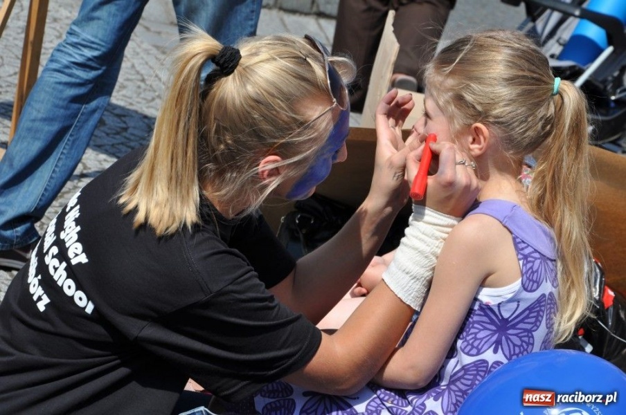 Zdjęcie w galerii na portalu naszraciborz.pl: Kultura studencka to nie tylko picie wiadomości z regionu