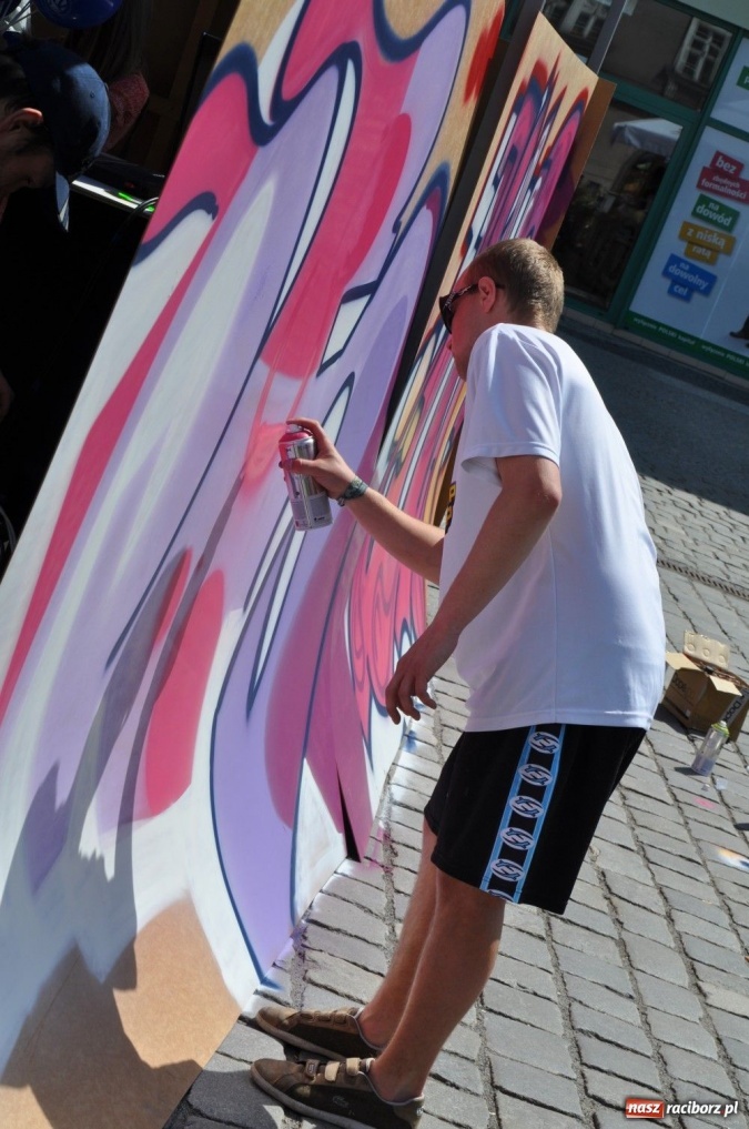 Zdjęcie w galerii na portalu naszraciborz.pl: Kultura studencka to nie tylko picie wiadomości z regionu