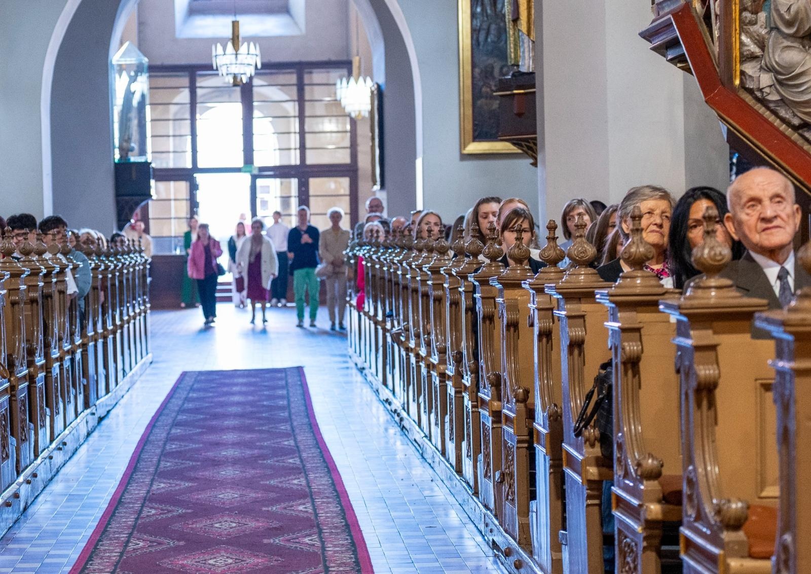 Zdjęcie w galerii na portalu naszraciborz.pl: Niech żyje Ekonomik! Szkoła przy Gimnazjalnej świętuje 80-lecie wiadomości z regionu