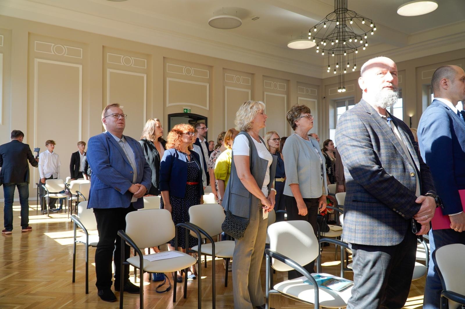 Zdjęcie w galerii na portalu naszraciborz.pl: Niech żyje Ekonomik! Szkoła przy Gimnazjalnej świętuje 80-lecie wiadomości z regionu