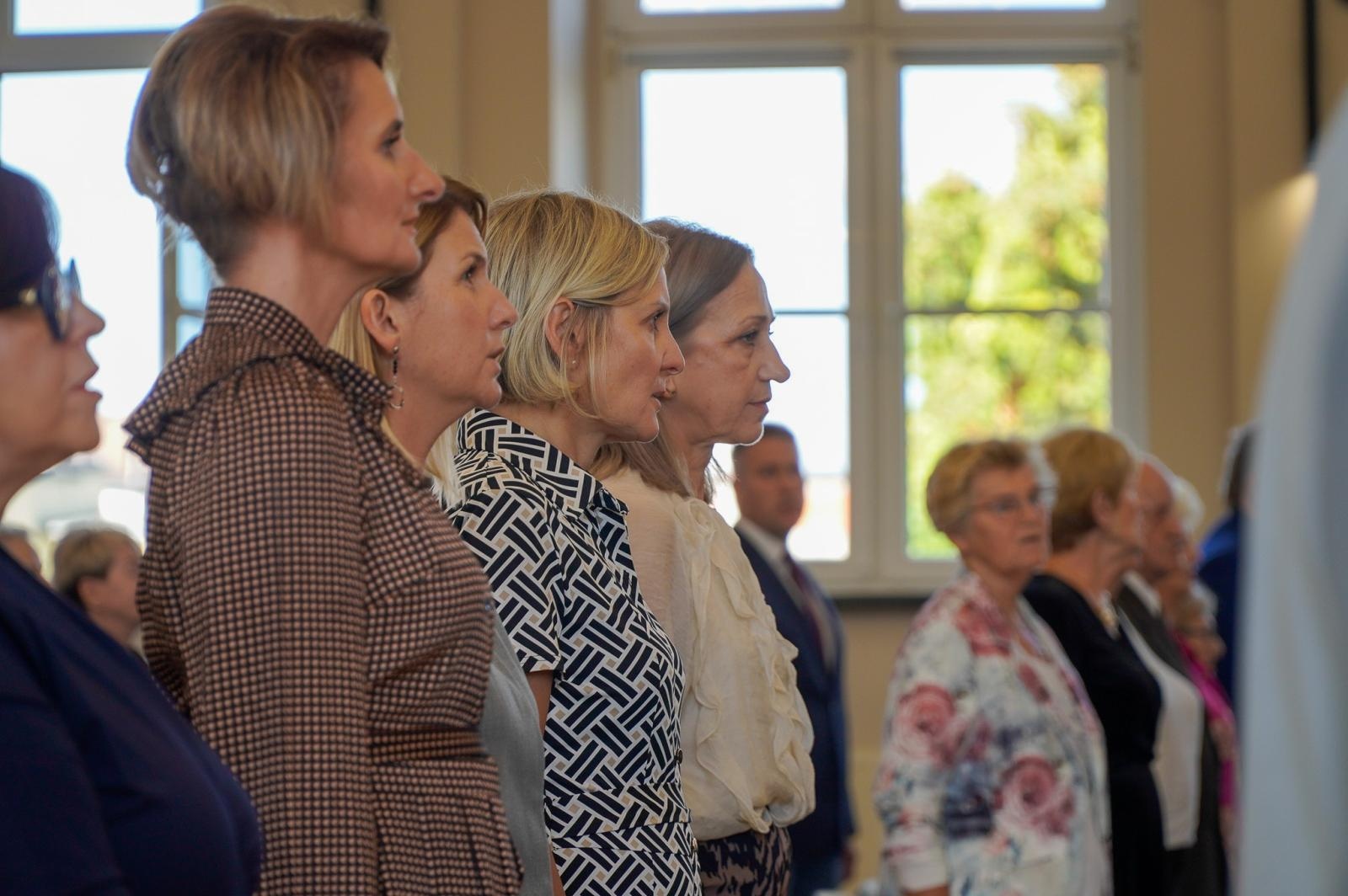 Zdjęcie w galerii na portalu naszraciborz.pl: Niech żyje Ekonomik! Szkoła przy Gimnazjalnej świętuje 80-lecie wiadomości z regionu