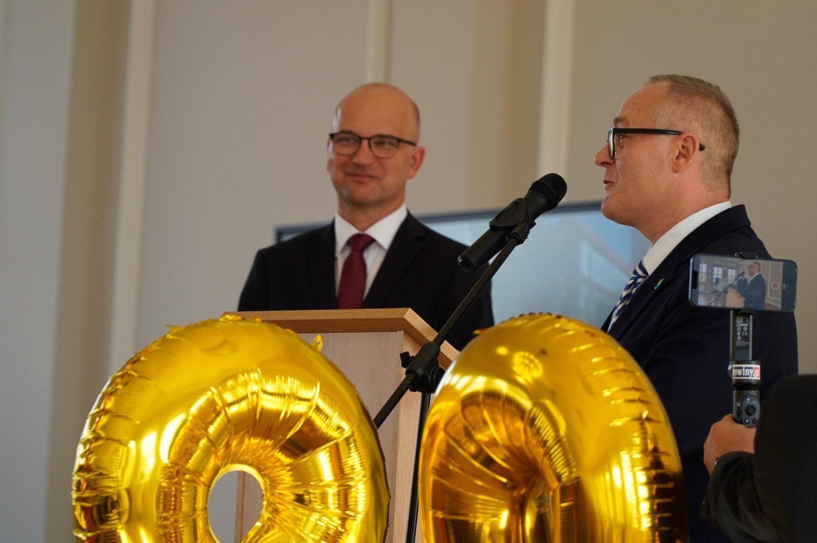 Zdjęcie w galerii na portalu naszraciborz.pl: Niech żyje Ekonomik! Szkoła przy Gimnazjalnej świętuje 80-lecie wiadomości z regionu