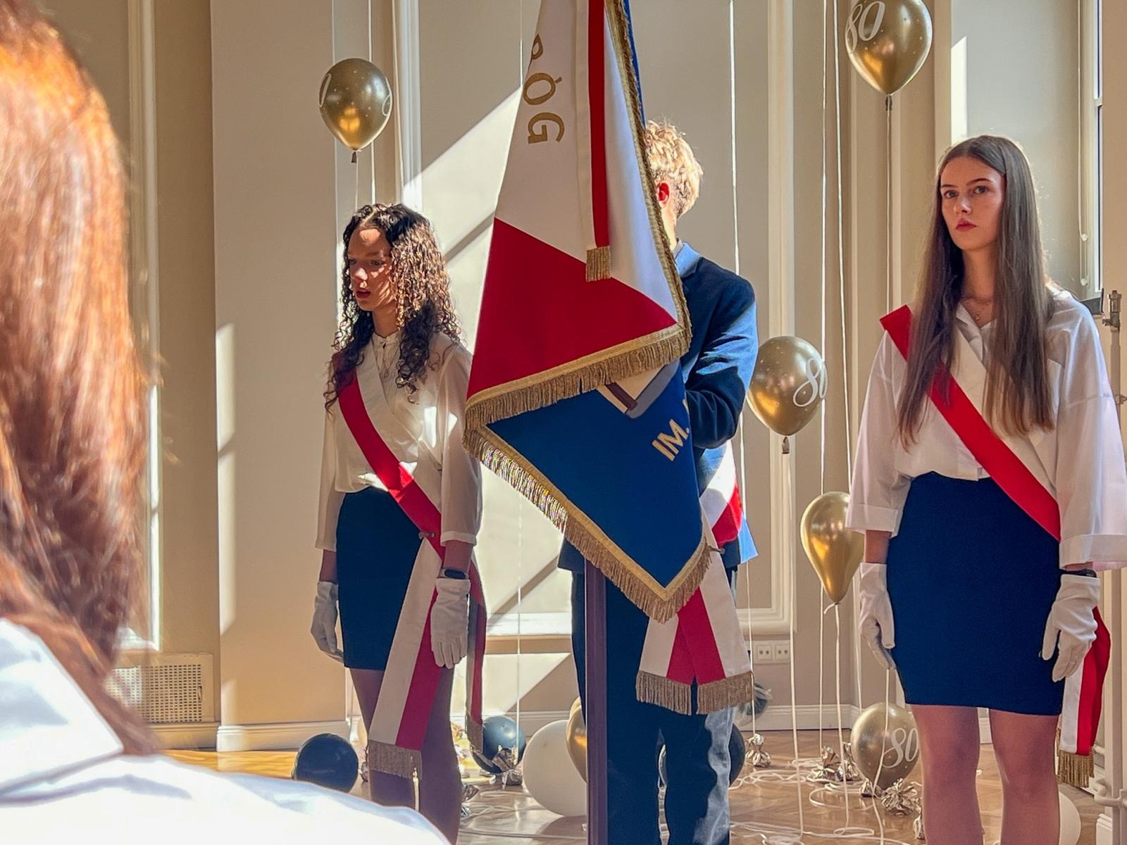 Zdjęcie w galerii na portalu naszraciborz.pl: Niech żyje Ekonomik! Szkoła przy Gimnazjalnej świętuje 80-lecie wiadomości z regionu