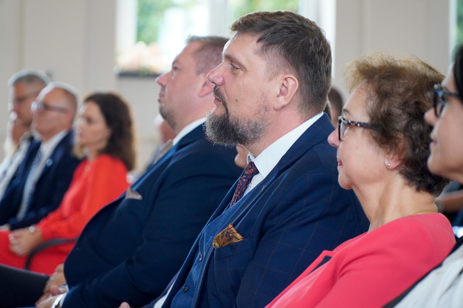 Zdjęcie w galerii na portalu naszraciborz.pl: Niech żyje Ekonomik! Szkoła przy Gimnazjalnej świętuje 80-lecie wiadomości z regionu