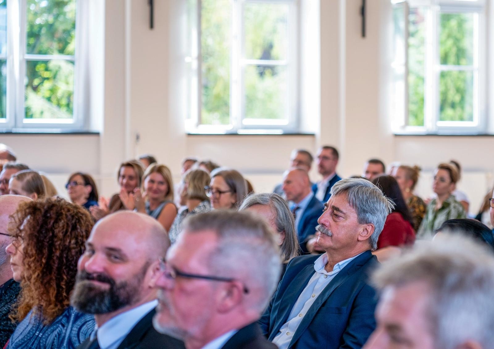 Zdjęcie w galerii na portalu naszraciborz.pl: Niech żyje Ekonomik! Szkoła przy Gimnazjalnej świętuje 80-lecie wiadomości z regionu