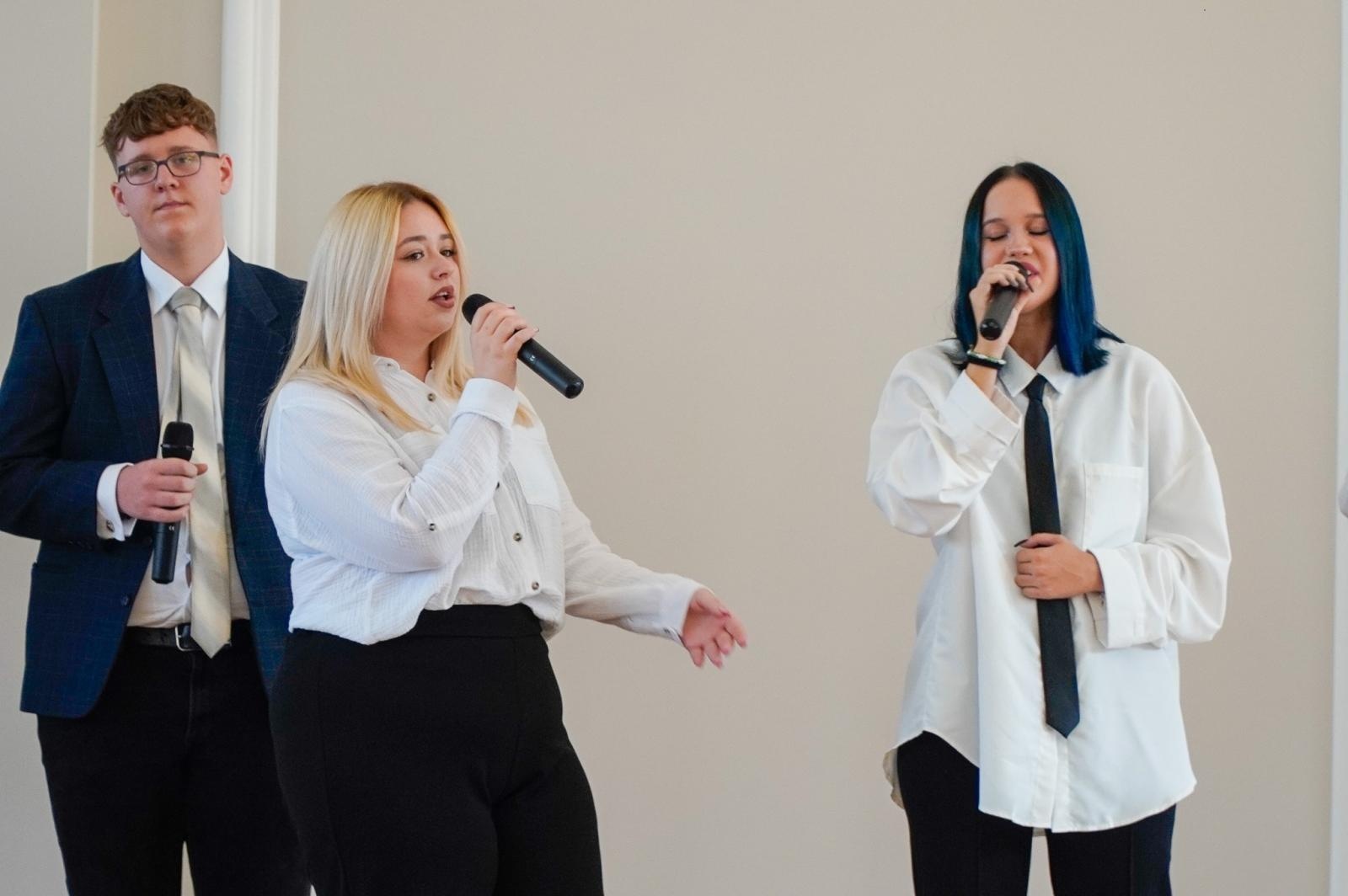 Zdjęcie w galerii na portalu naszraciborz.pl: Niech żyje Ekonomik! Szkoła przy Gimnazjalnej świętuje 80-lecie wiadomości z regionu