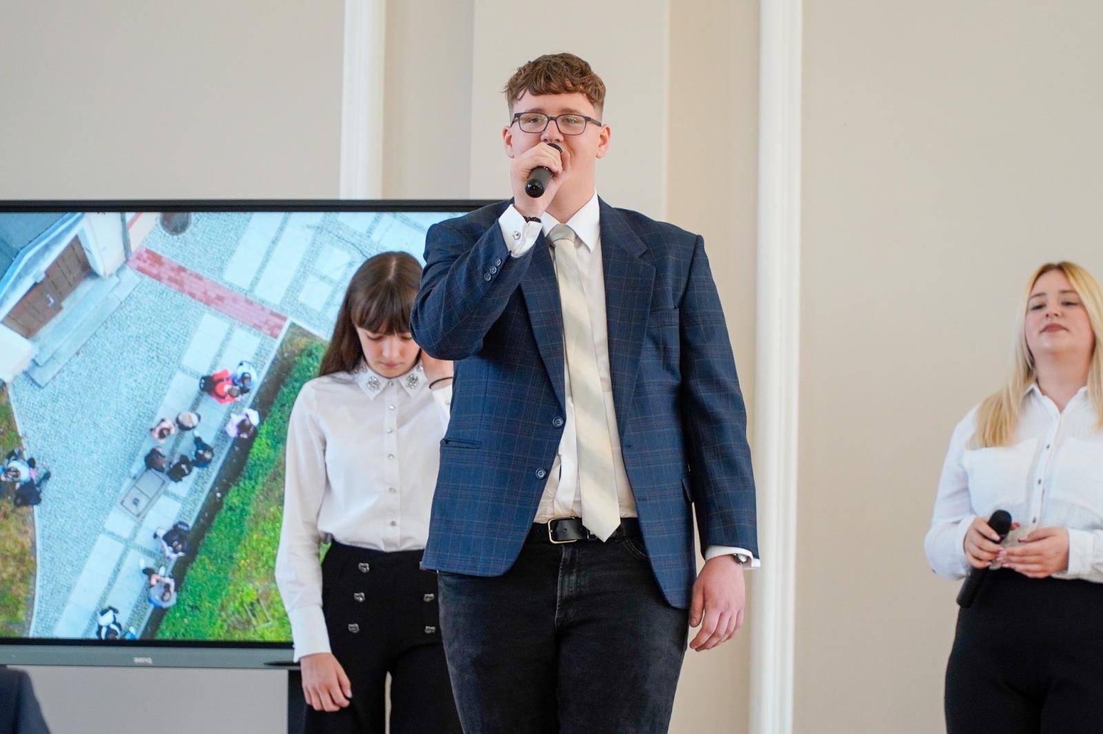 Zdjęcie w galerii na portalu naszraciborz.pl: Niech żyje Ekonomik! Szkoła przy Gimnazjalnej świętuje 80-lecie wiadomości z regionu