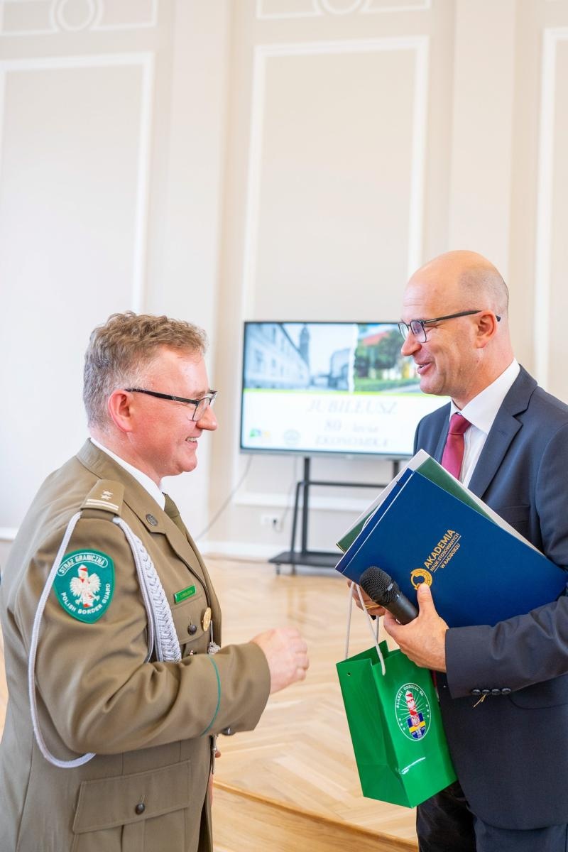 Zdjęcie w galerii na portalu naszraciborz.pl: Niech żyje Ekonomik! Szkoła przy Gimnazjalnej świętuje 80-lecie wiadomości z regionu