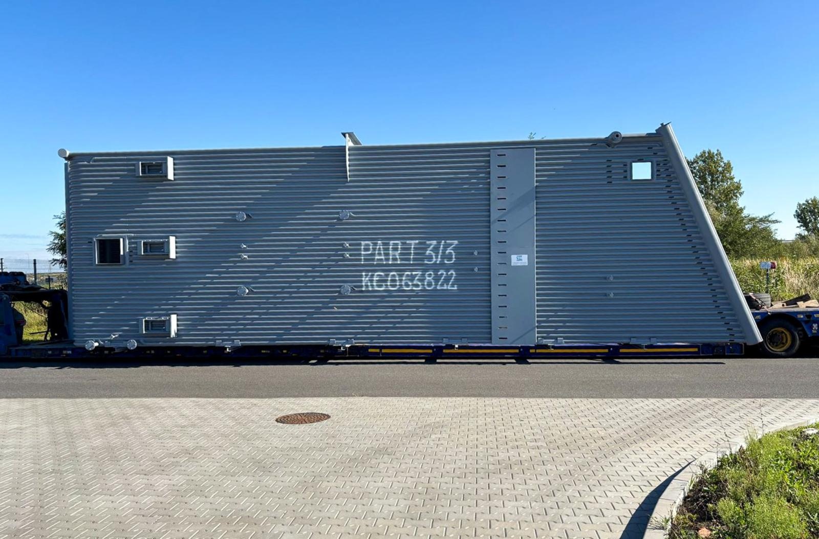 Zdjęcie w galerii na portalu naszraciborz.pl: Raciborski gigant w drodze na Ukrainę [FOTO i WIDEO] wiadomości z regionu